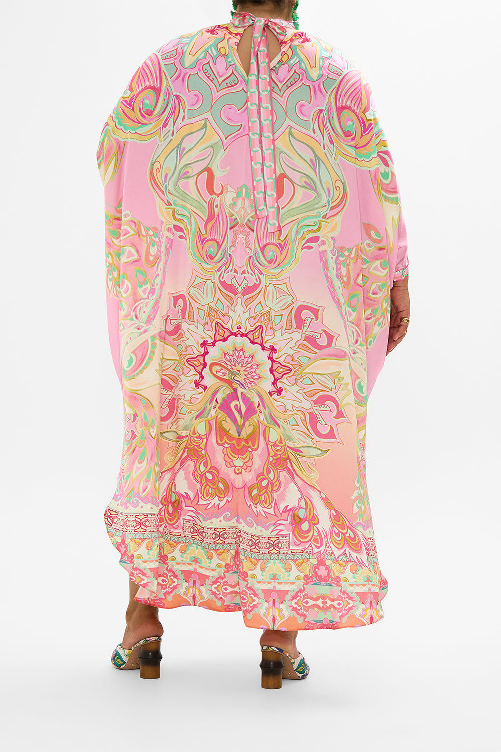 HIGH COLLAR KAFTAN WITH TIE TEA WITH TUSCHINSKI