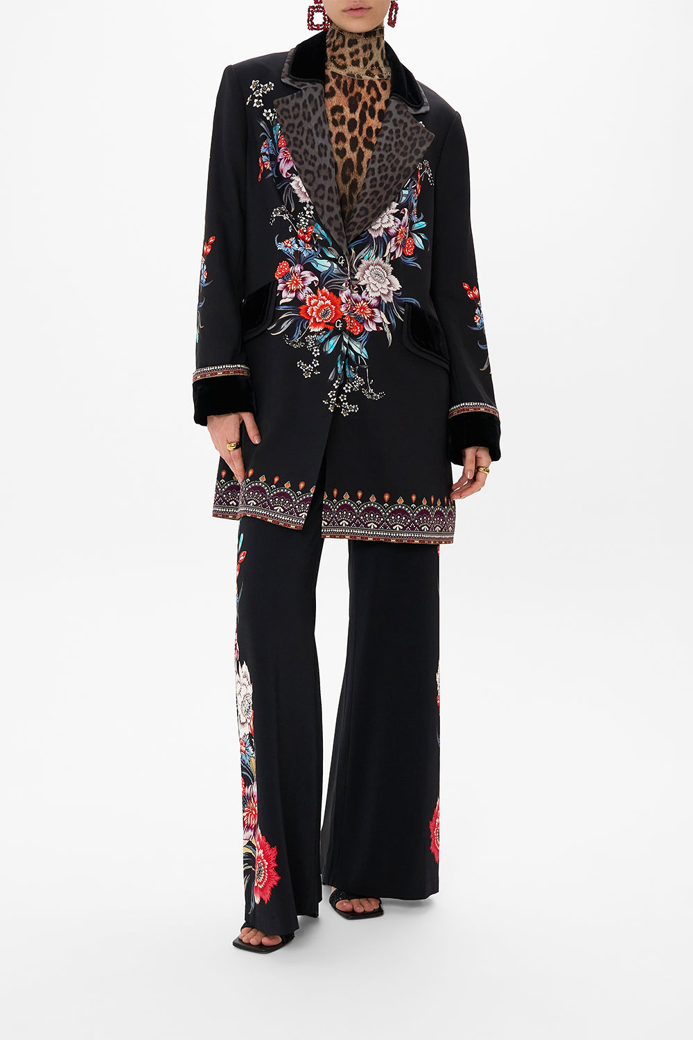 CAMILLA mid length coat in Volendam Dolls print