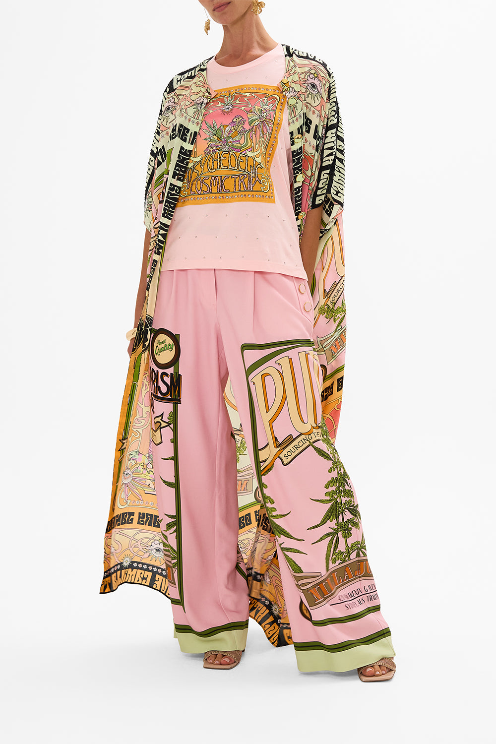 CAMILLA pink tee in Day Trippin print