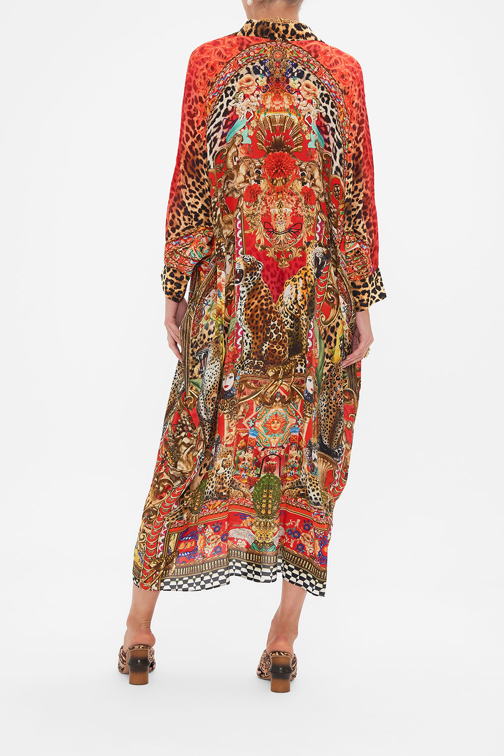 WING COLLAR KAFTAN FROM GENERATION TO GENERATION