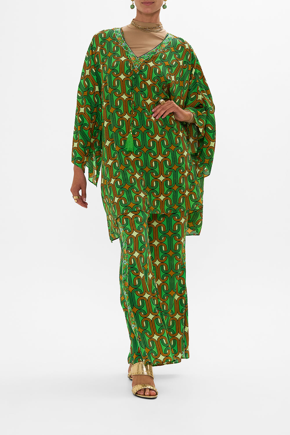 V NECK SHORT KAFTAN WITH TIES GOOD VIBES GENERATION