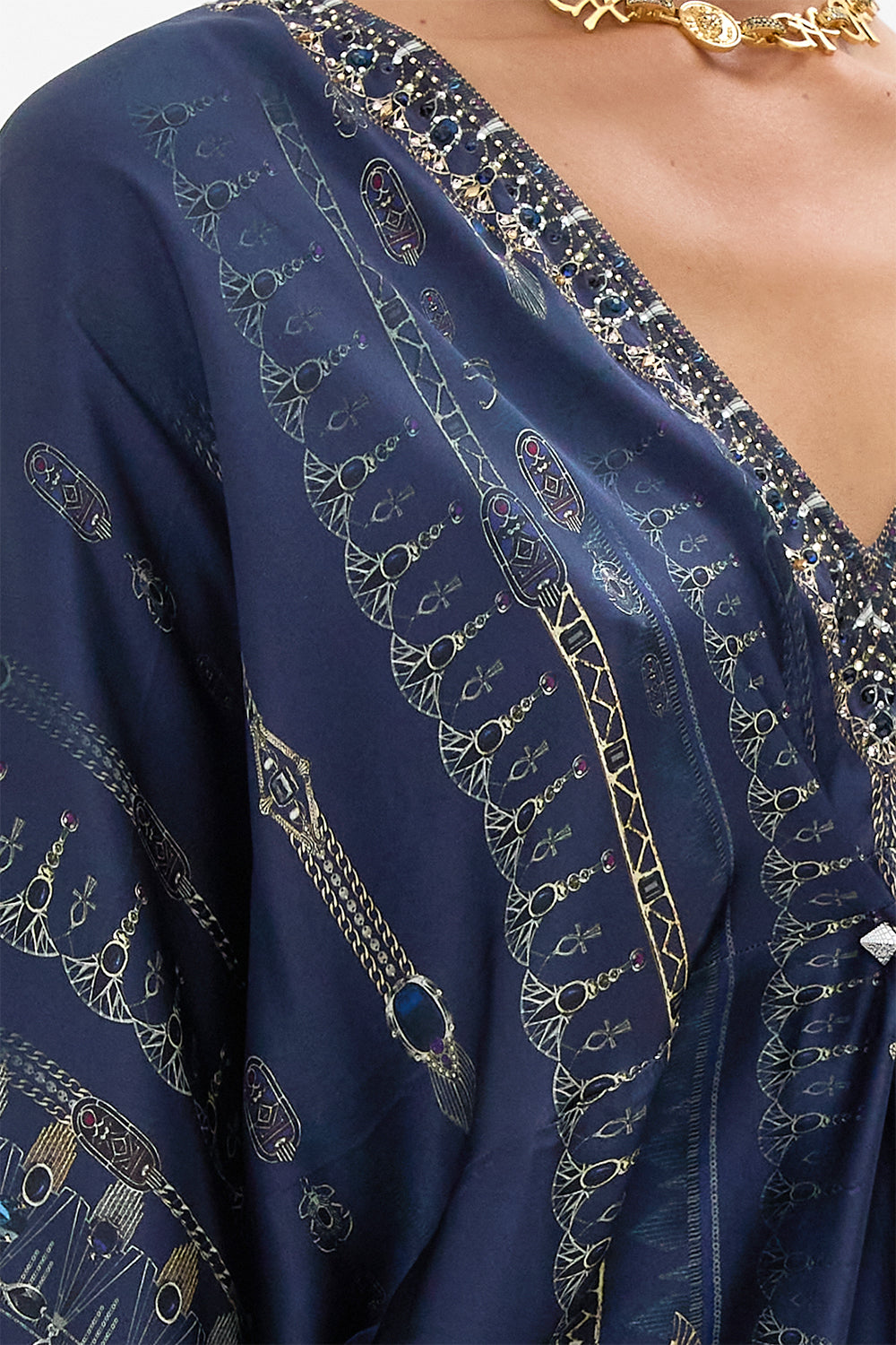 PIERCED V NECK SHORT KAFTAN THE EGYPT EFFECT