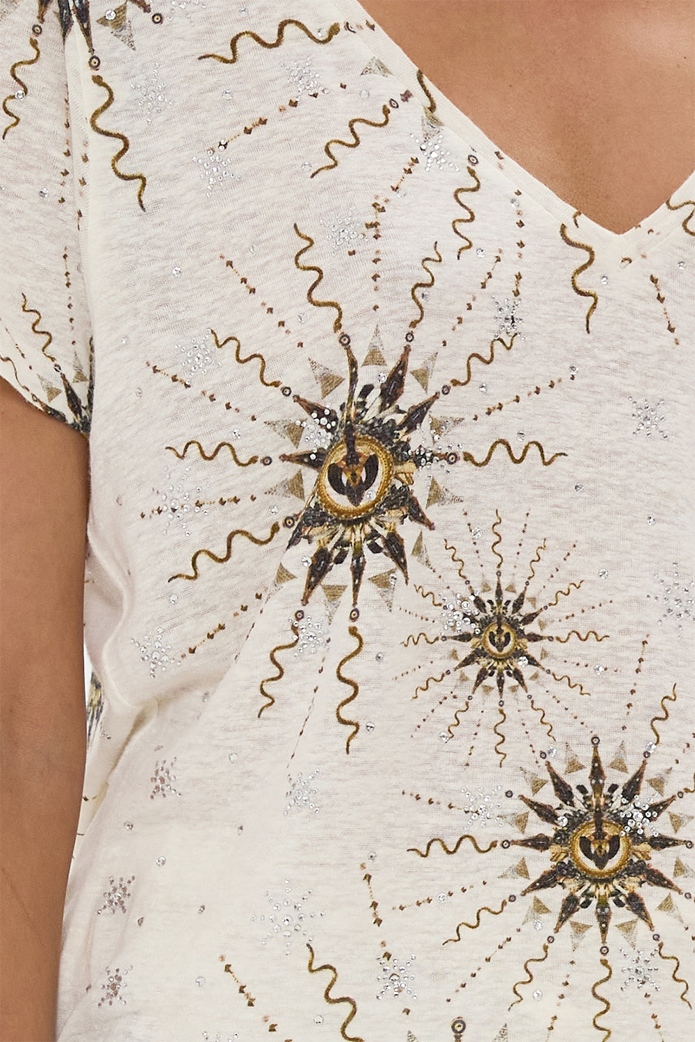 RELAXED V-NECK TEE GODDESS ENERGY