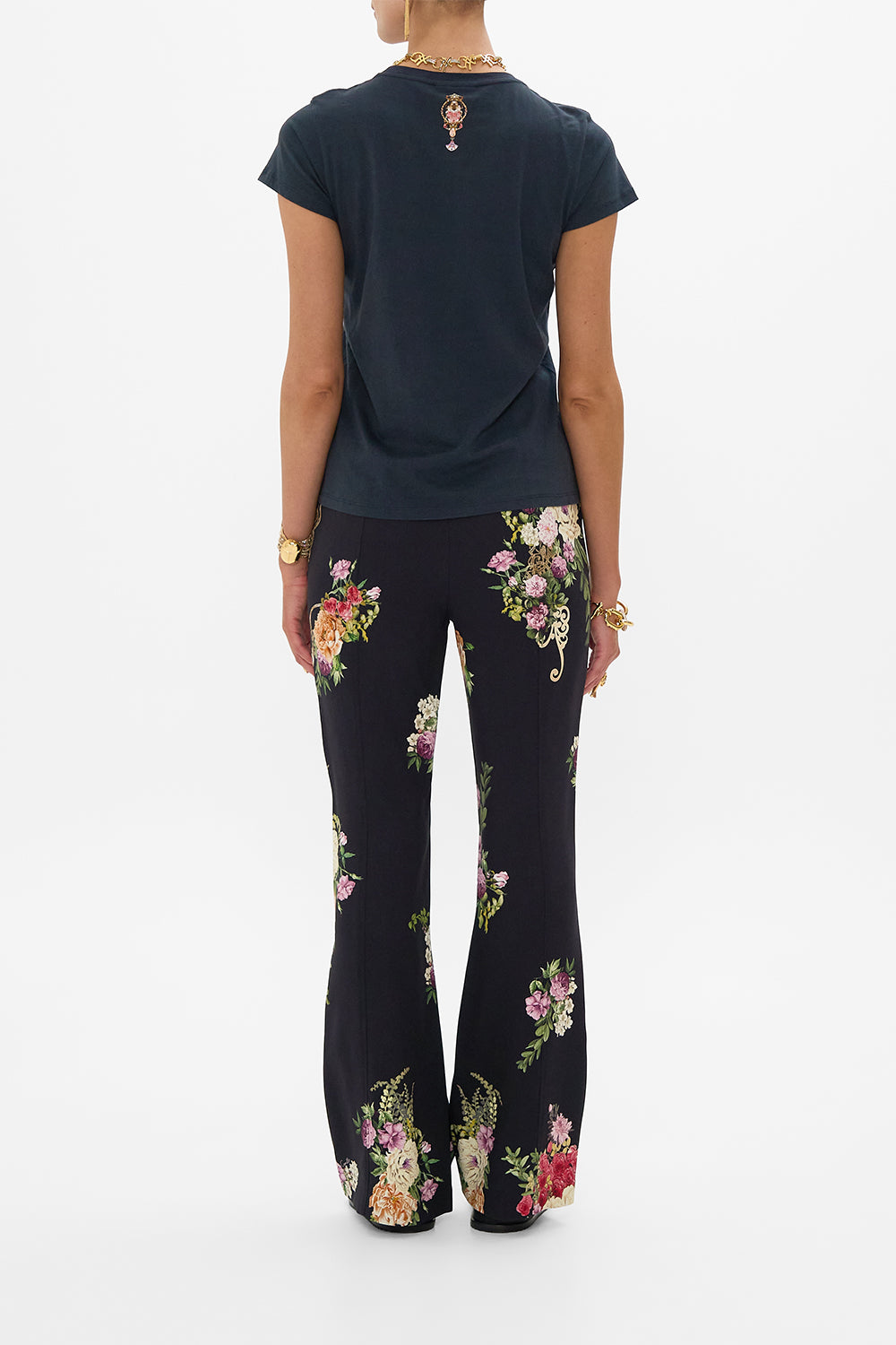 SLIM FIT ROUND NECK T-SHIRT - BLK/MULTI ADORNED IN ALEXANDRIA