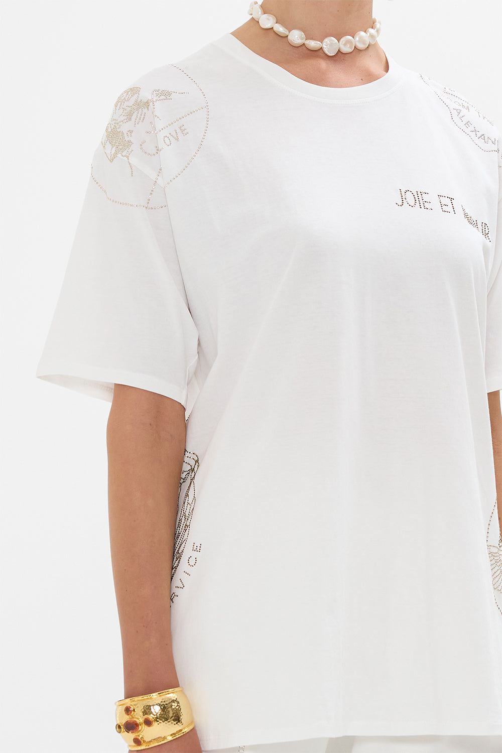 CAMILLA Oversized Band Tee in White Valley Of The Queens print