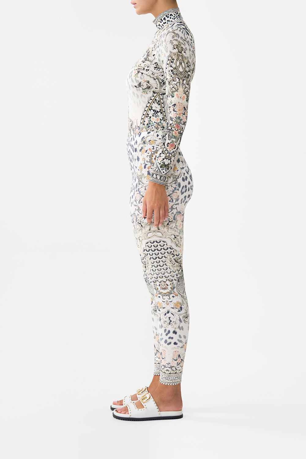 The CAMILLA Leggings in our Marble Heaven print.