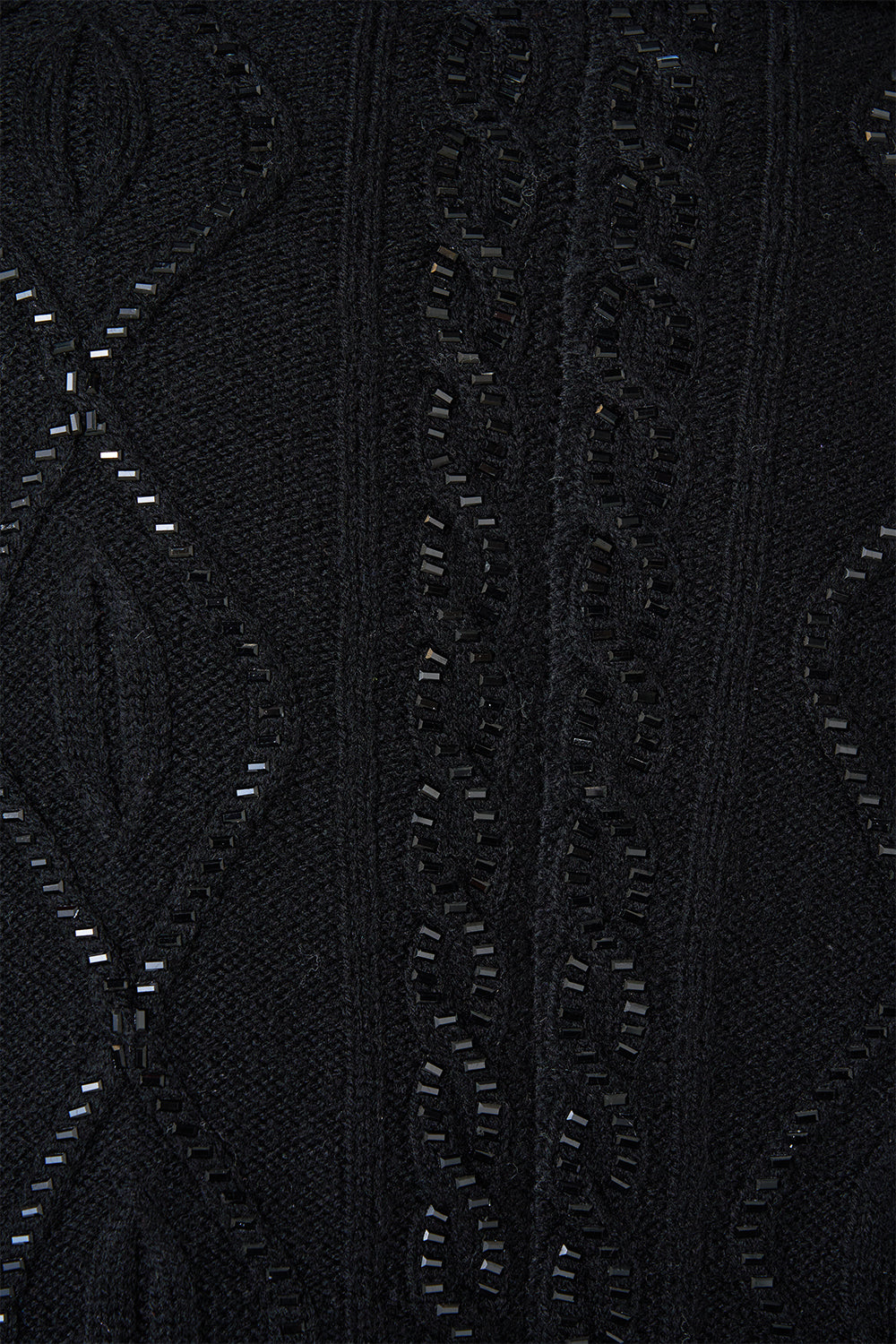 The CAMILLA Cable Knit Layer in our Solid Black print.