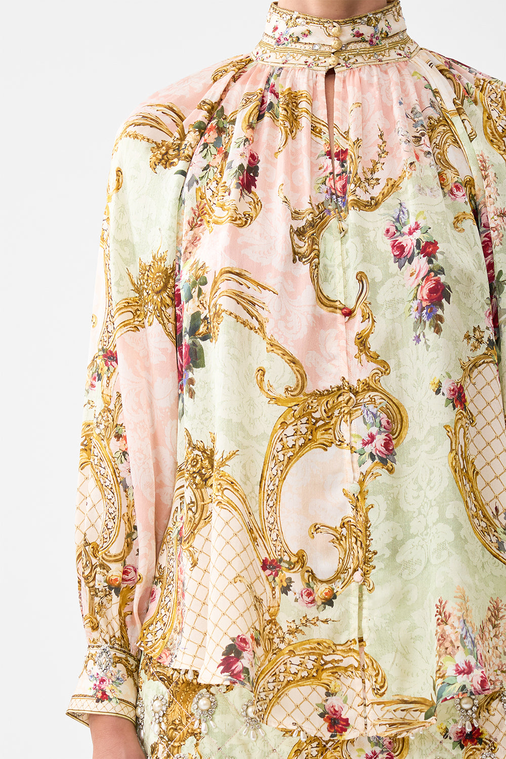 RAGLAN BUTTON UP SHIRT THE QUEENS QUARTERS