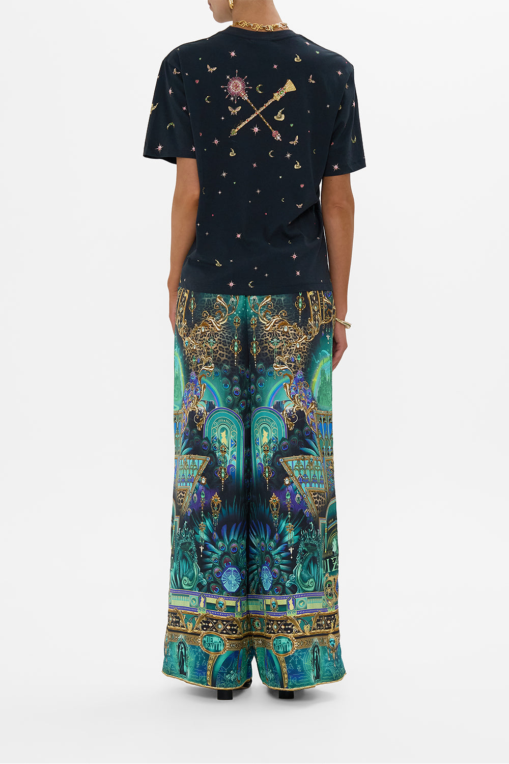 CAMILLA Green/Black Classic Tee Defy Gravity