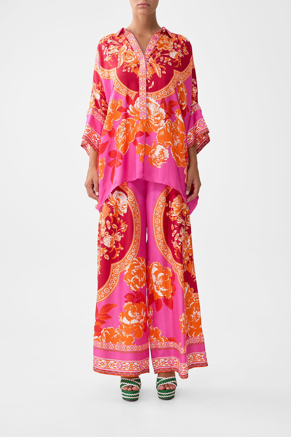 BATWING SHIRT TILES OF TÜRKIYE