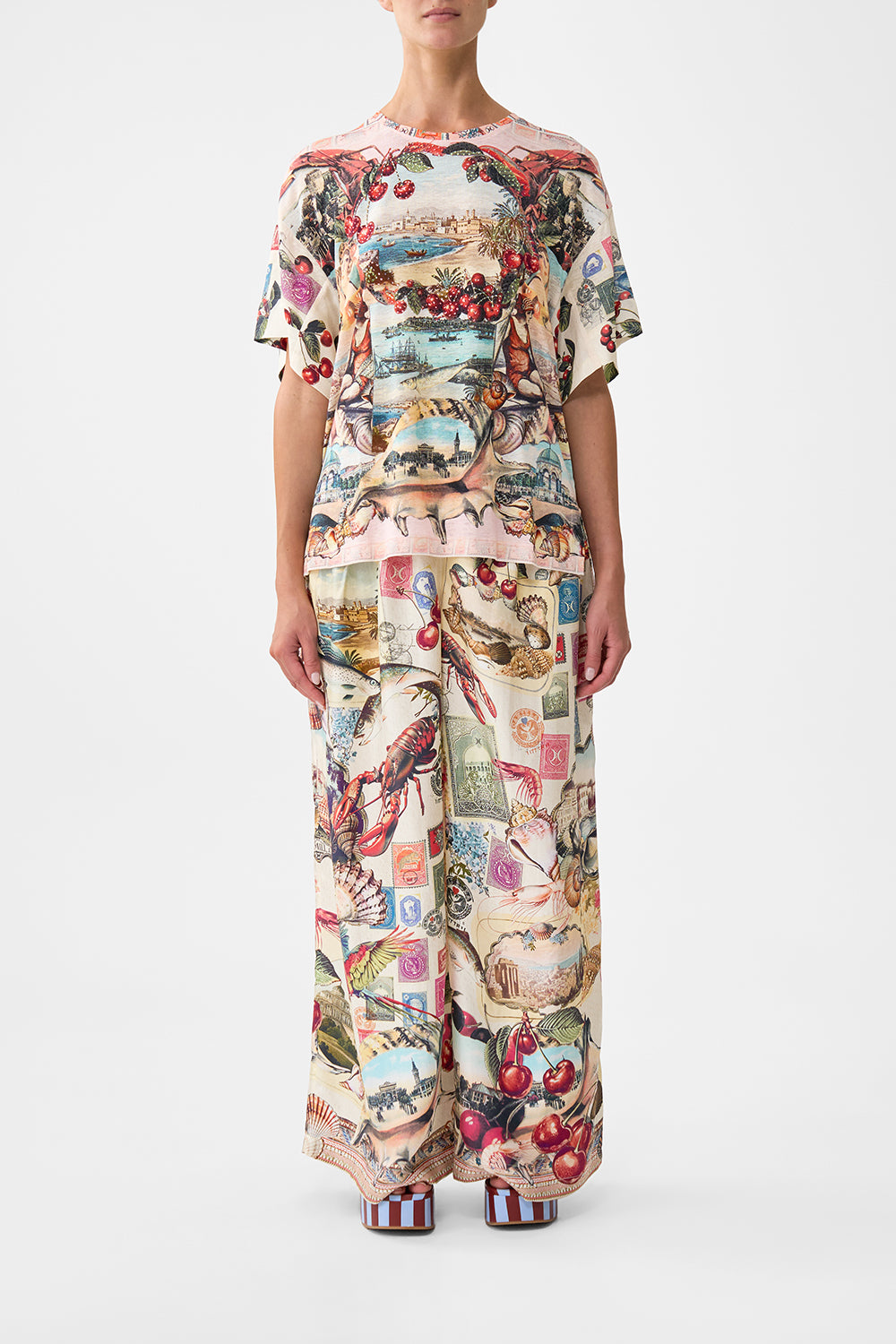 PANELLED SIDE SPLIT TEE NOTES FROM THE ROAD