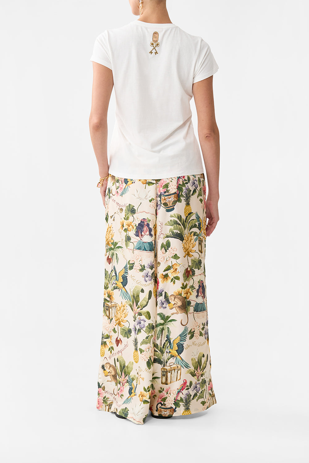 SLIM FIT ROUND NECK T-SHIRT WELCOME TO THE WHITE LOTUS