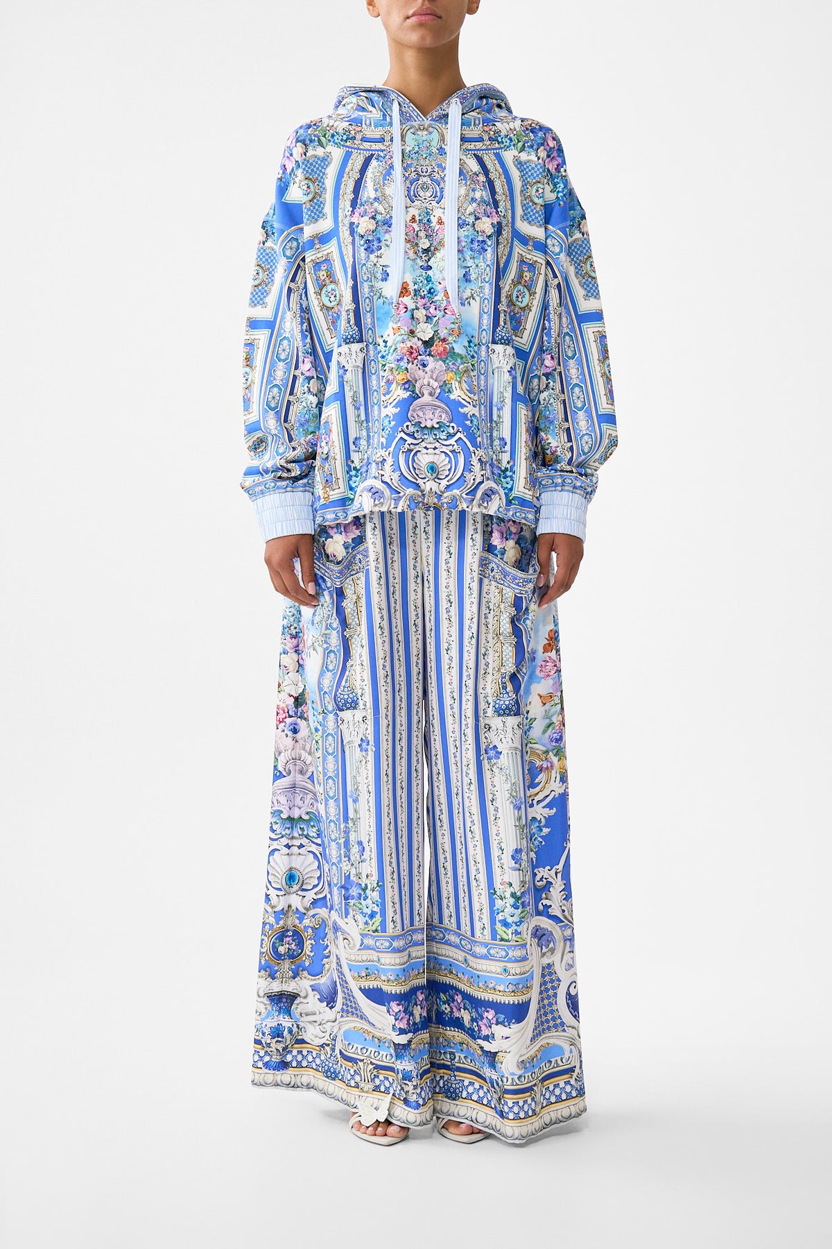 CONTRAST BAND OVERSIZED HOODIE WITH POCKETS OTTOMAN OPULENCE