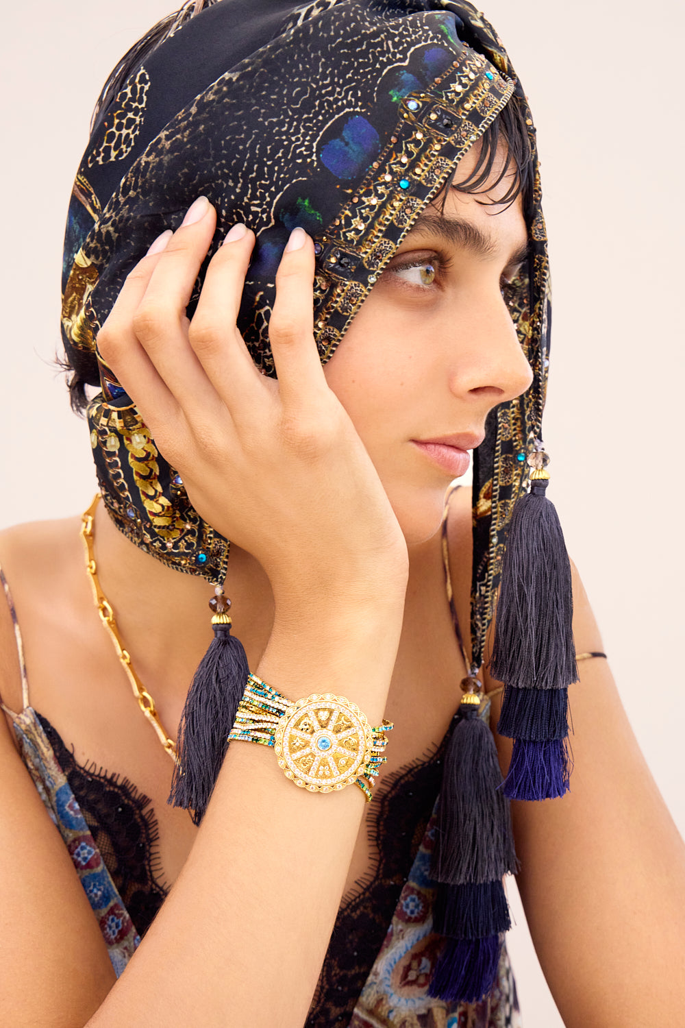 BOHEMIAN BABYLON STRETCH BROOCH BRACELET GOLD