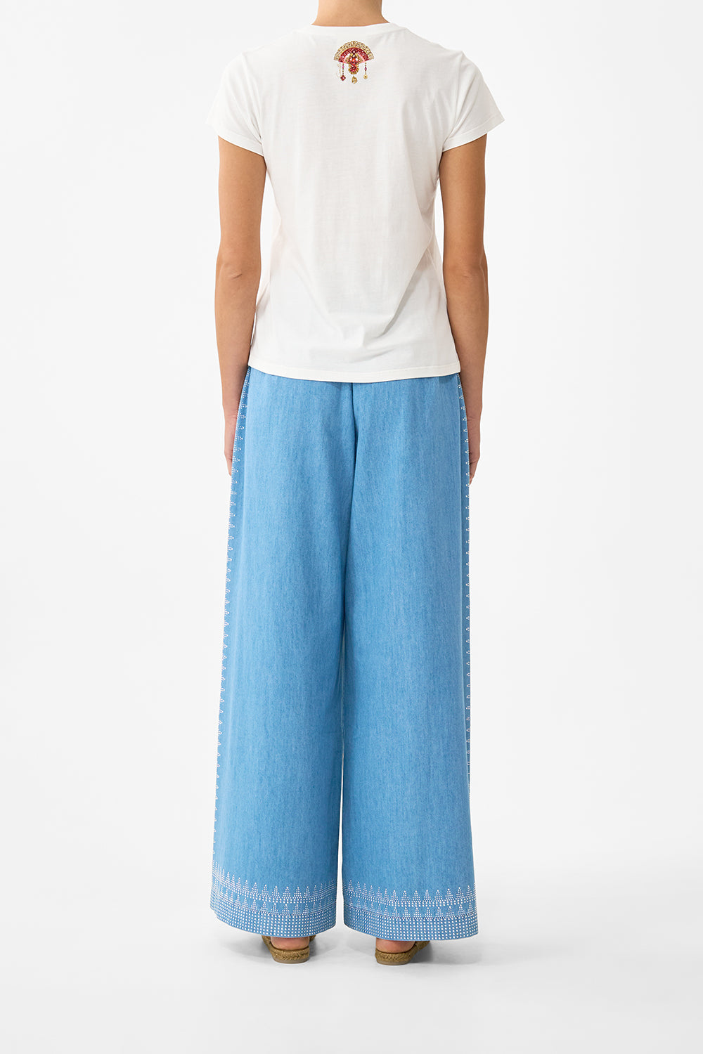 SLIM FIT ROUND NECK T-SHIRT - WHITE OLÉ OLÉ