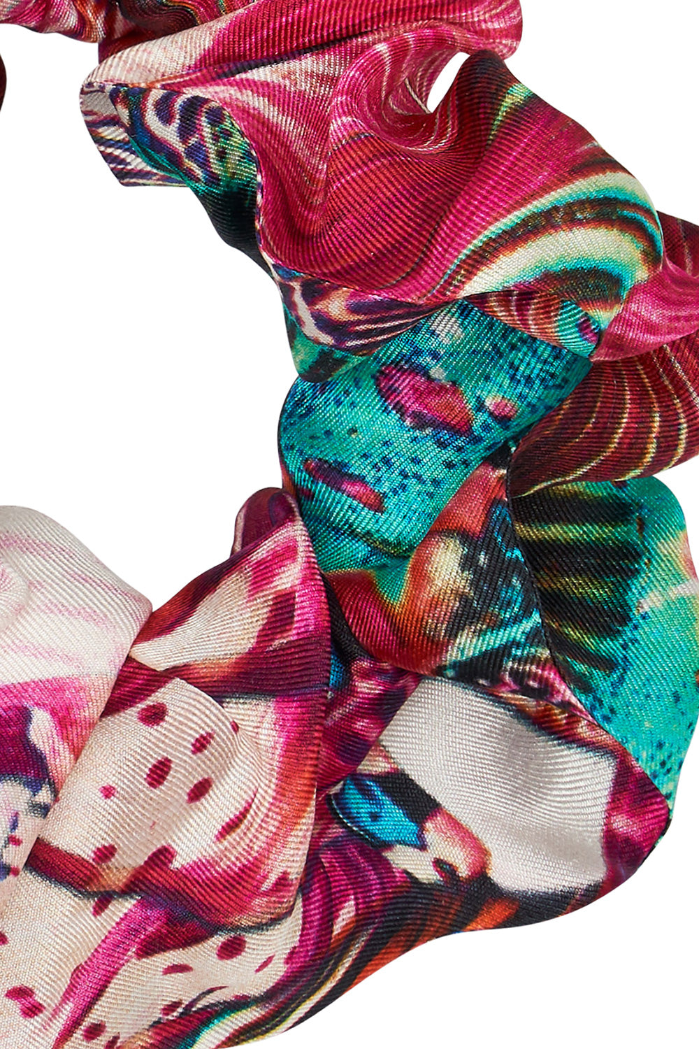 SCRUNCHIE RAINBOW EYES