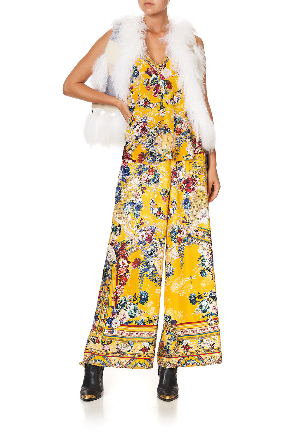 BUTTON FRONT V NECK CAMI CROWNED ROSES