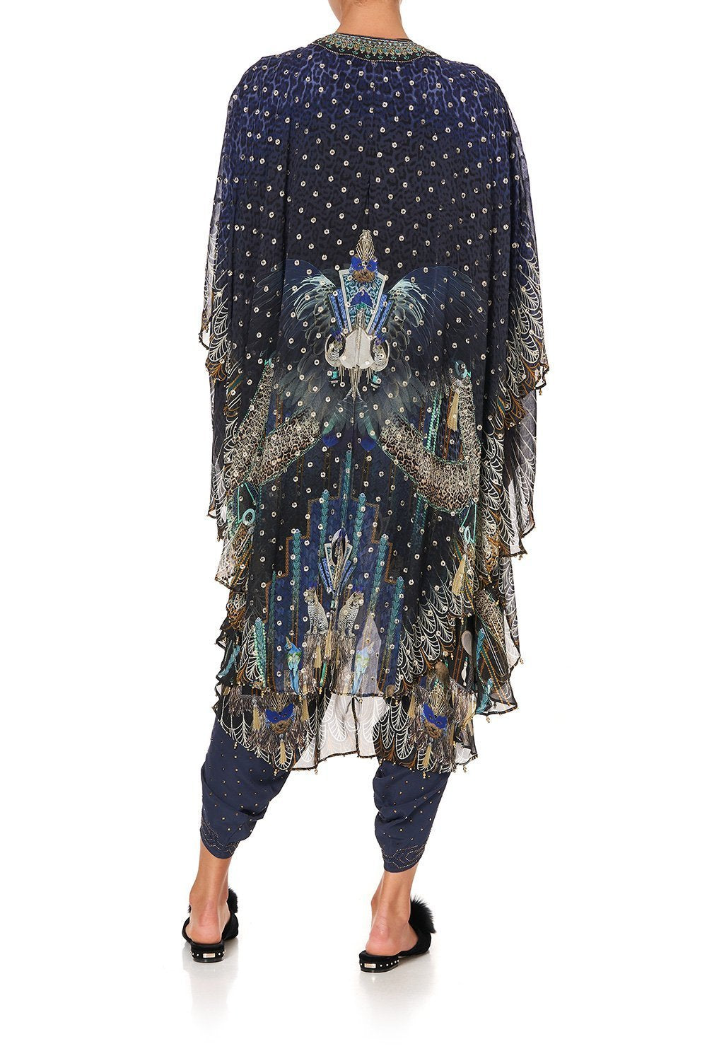 SCALLOPED EDGE LAYER DRIPPING IN DECO