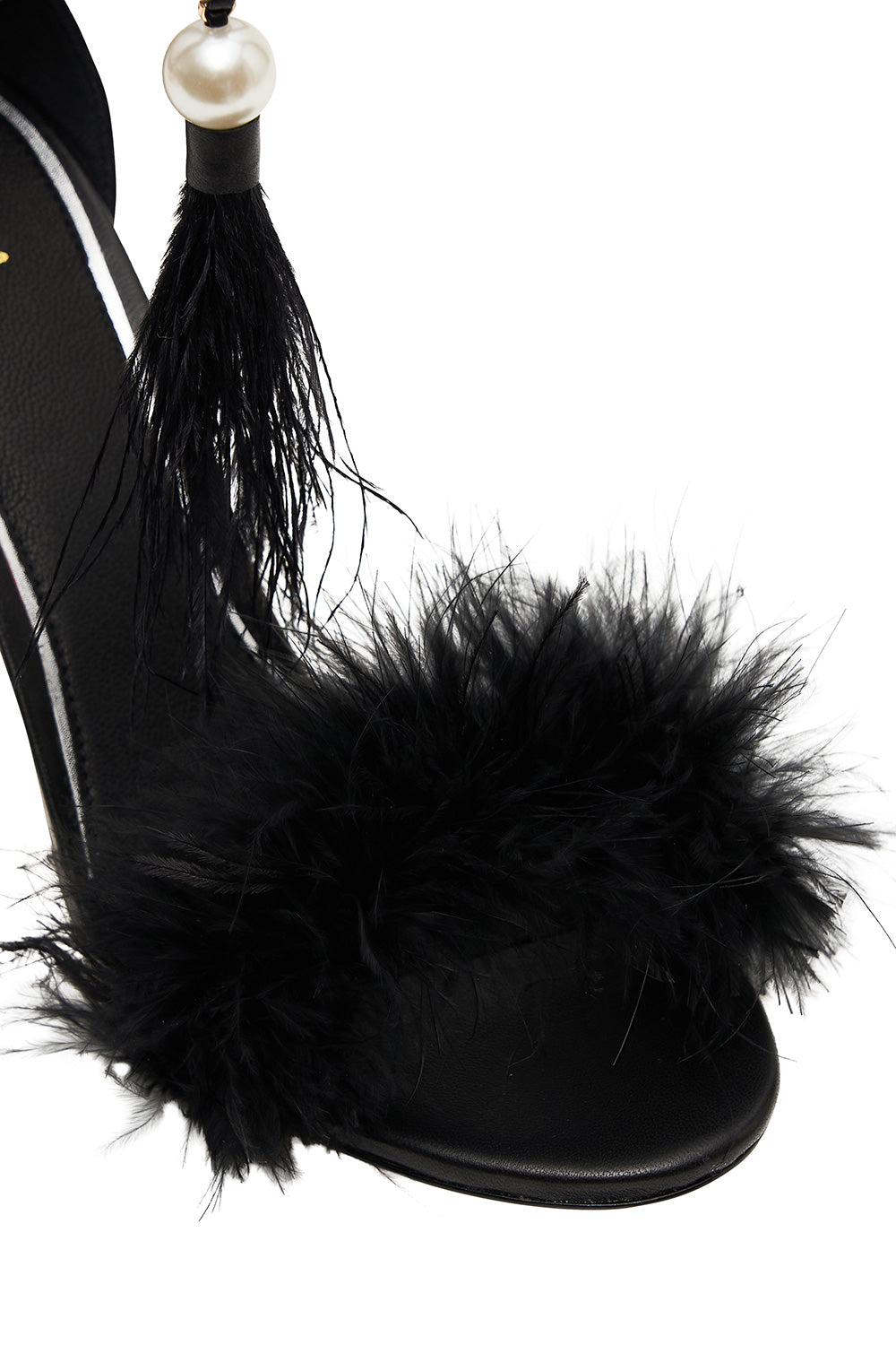 FEATHERED HEEL SOLID BLACK