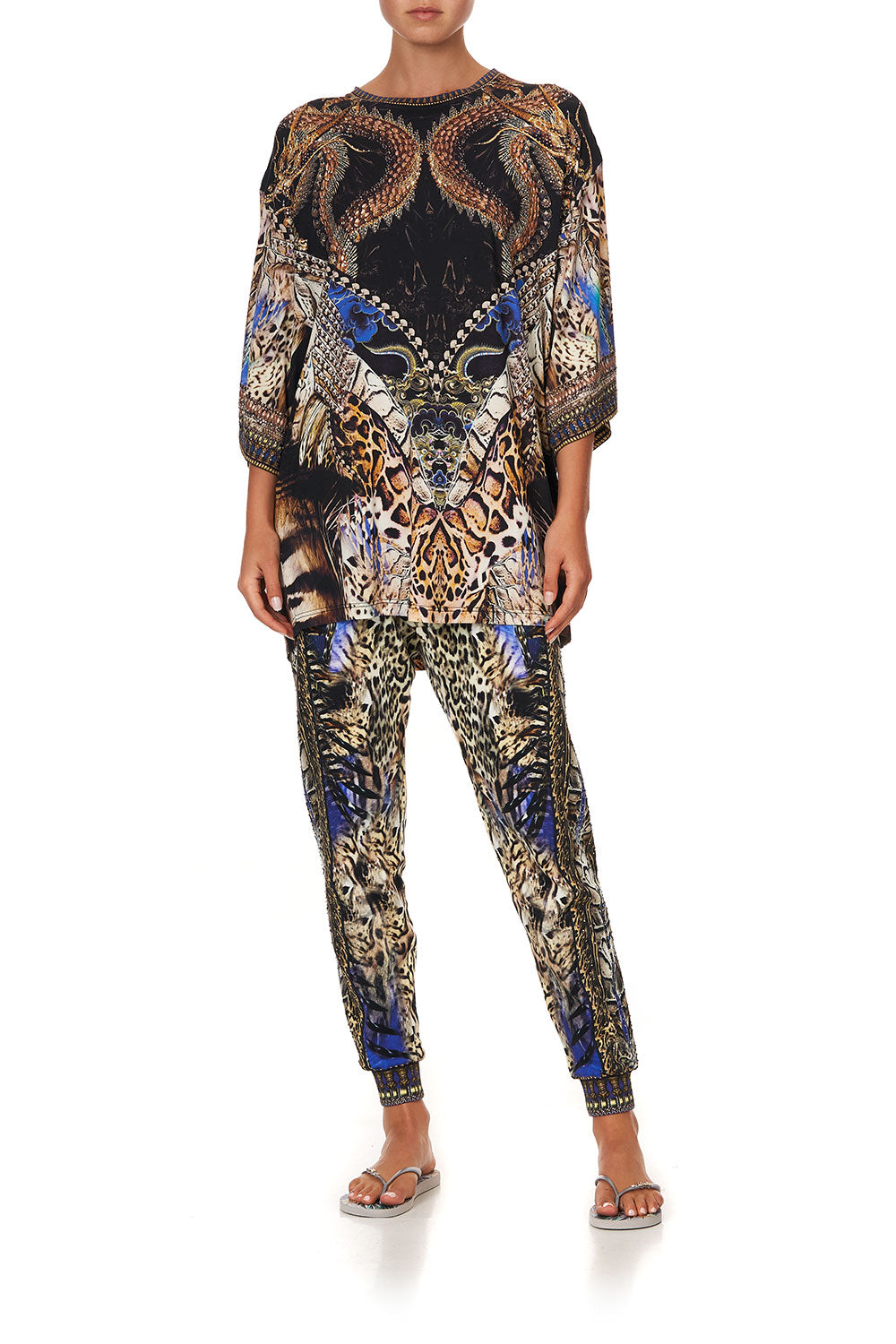 SUPER OVERSIZED TEE DRAGON LADY