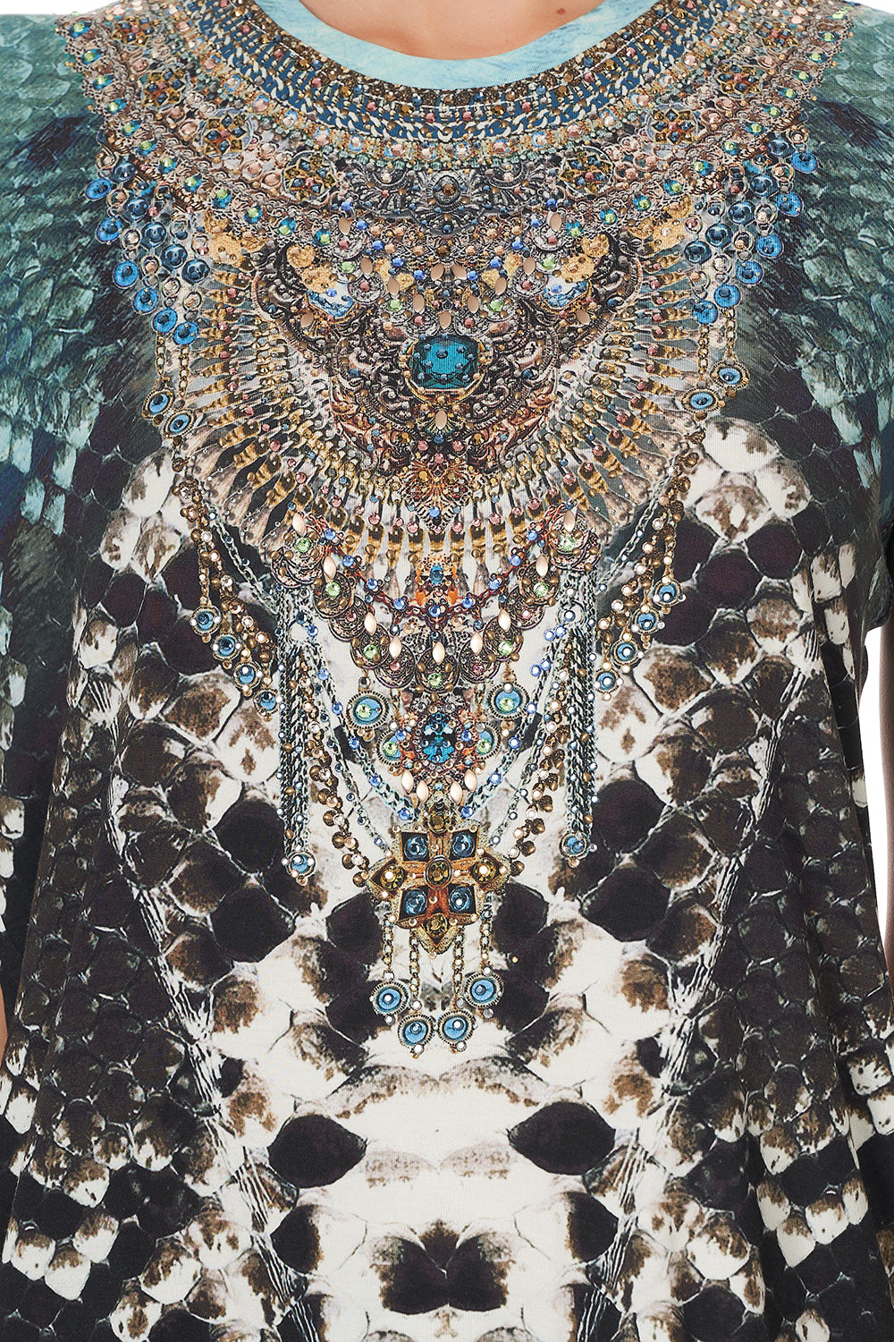 CURVED HEM FITTED TEE PREY