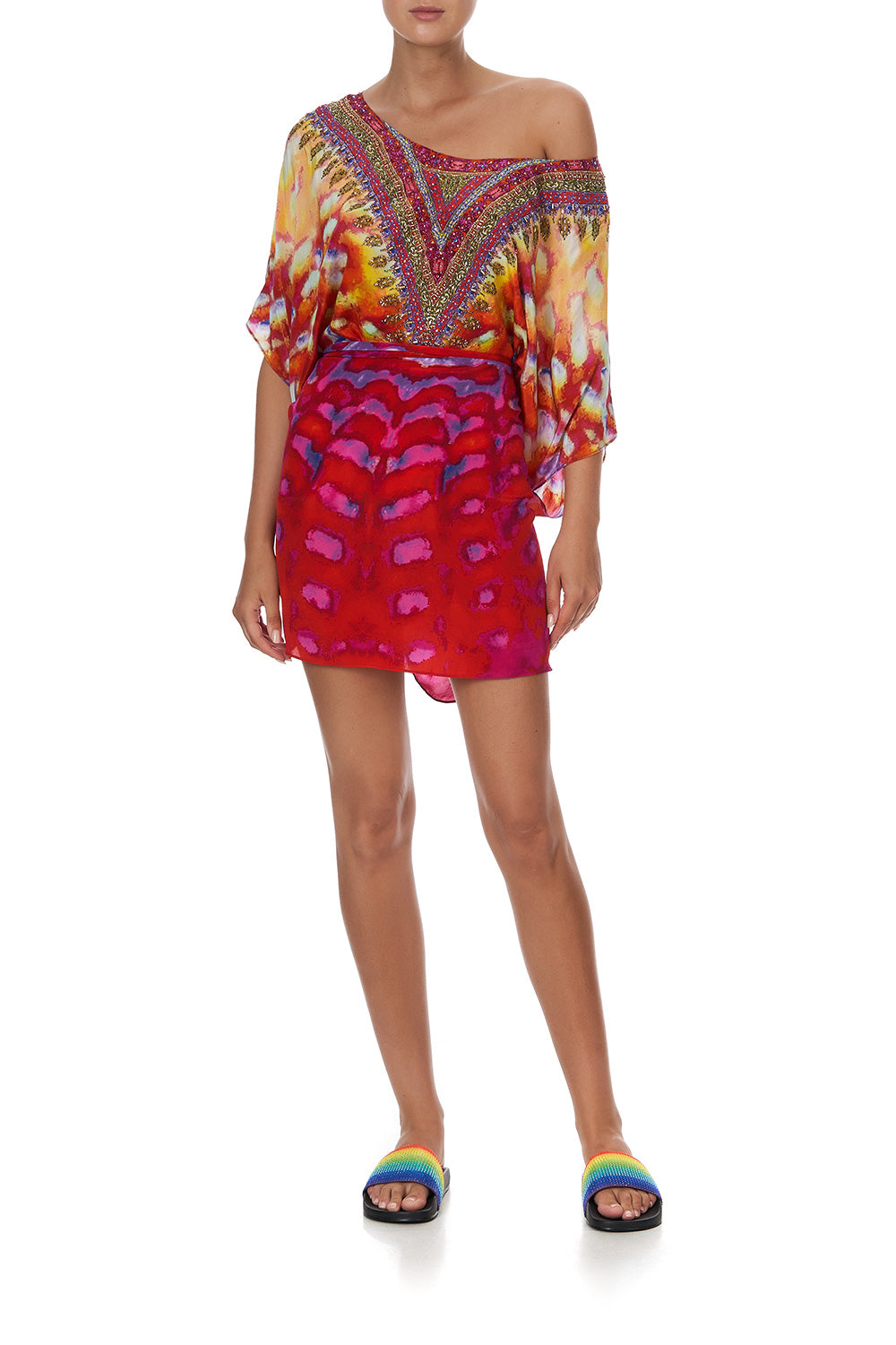 ROUND NECK KAFTAN BANSHEE BECKONS