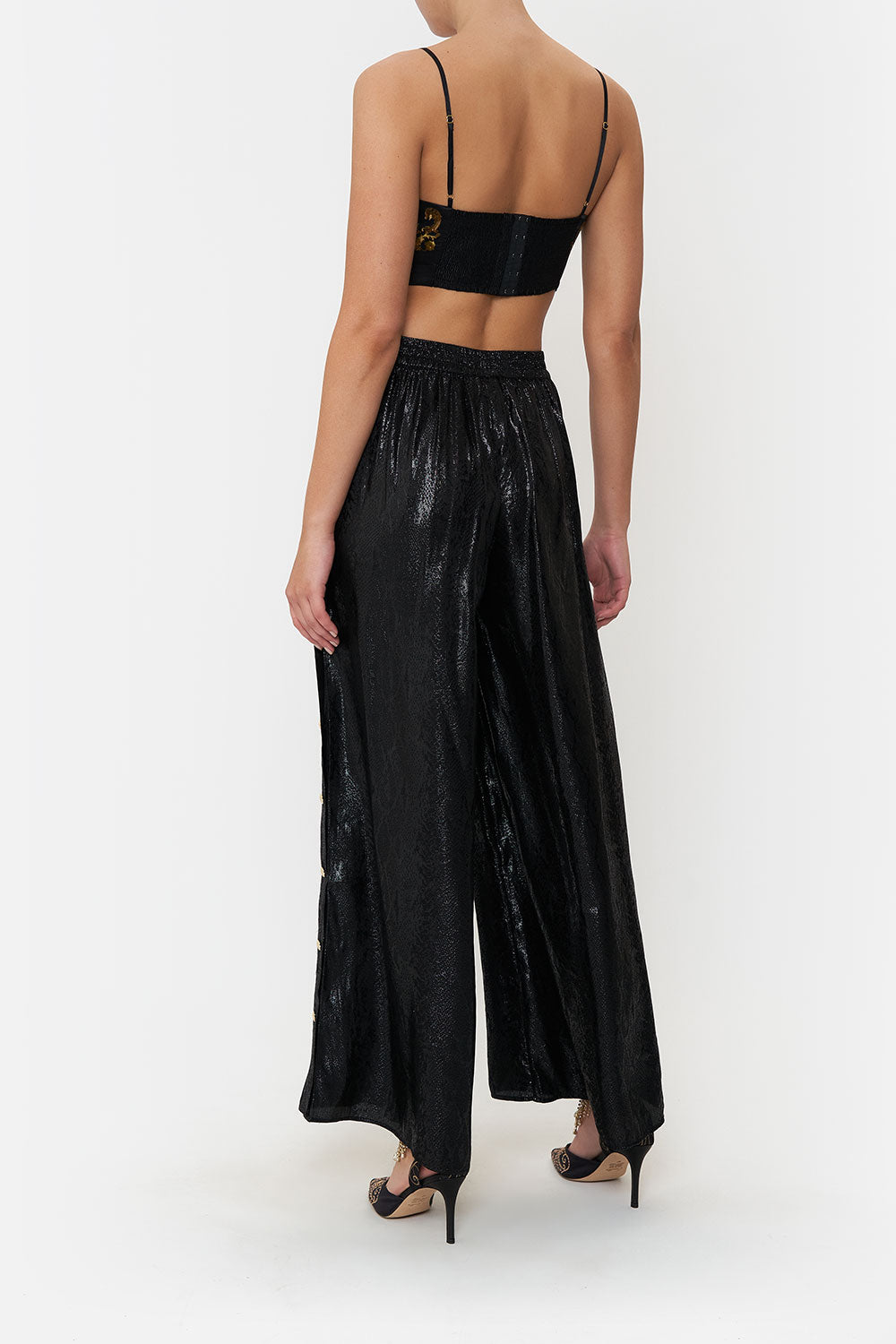 QUILTED BRALETTE SHADOWS OF ARMADA