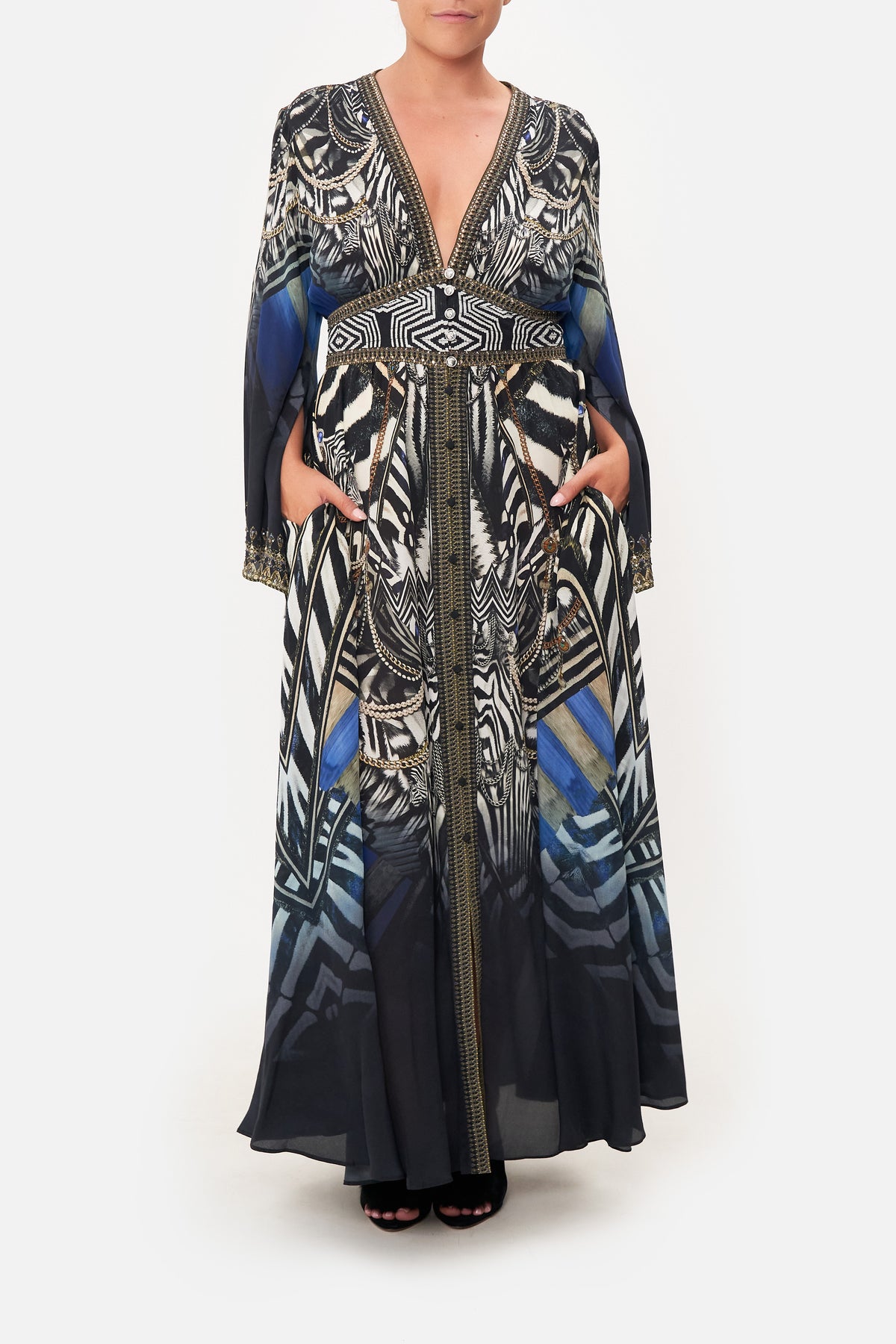 KIMONO SLEEVE DRESS WITH SHIRRING DETAIL KNIGHT OF THE WILD
