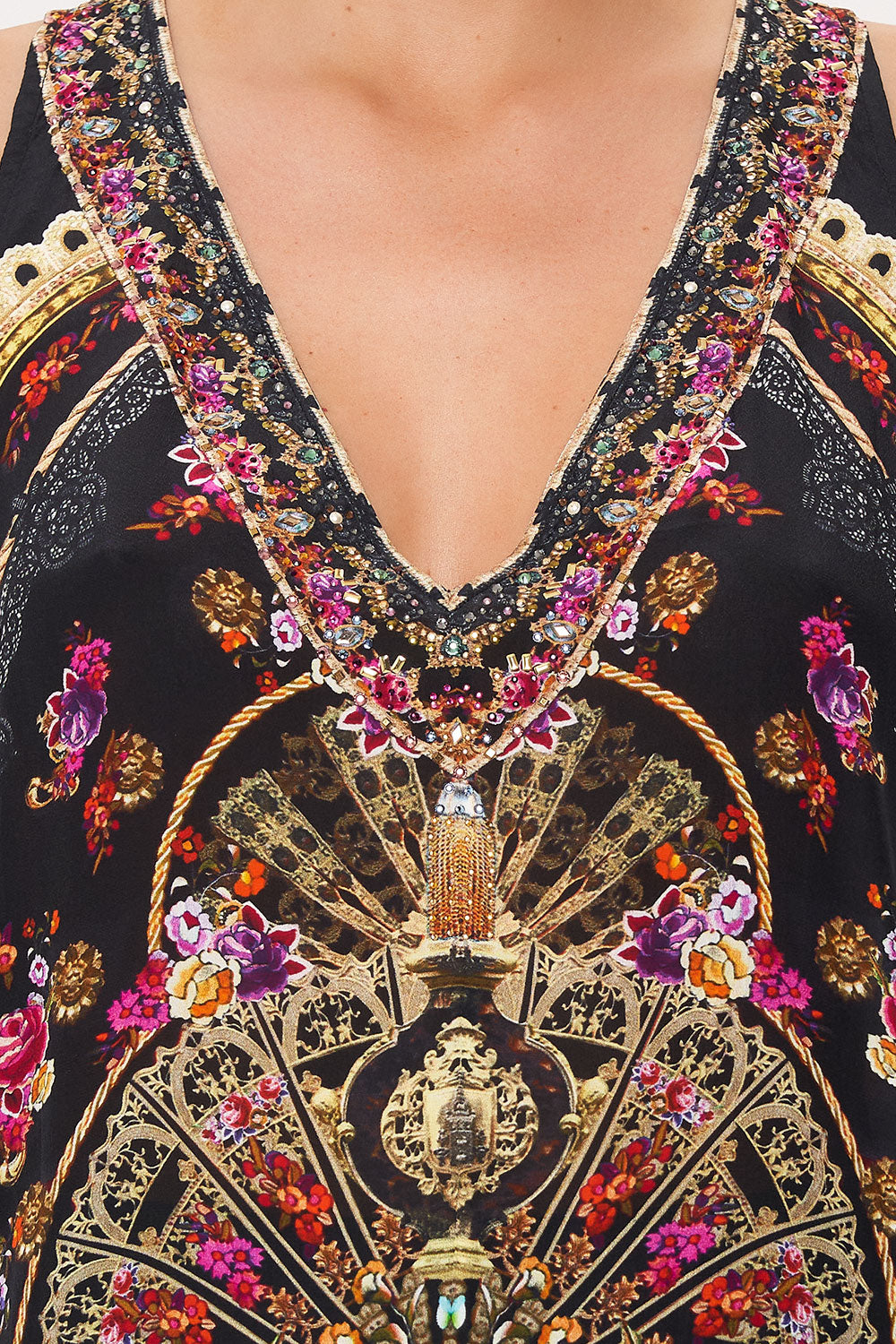 V NECK BUTTON BACK TOP DANCE WITH DUENDE