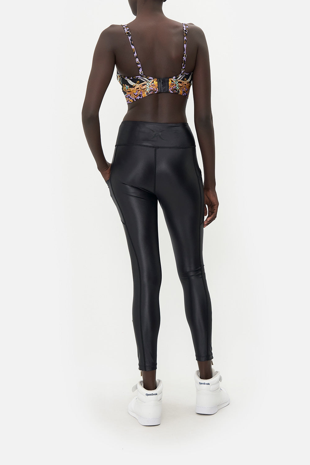 ACTIVE LEGGING WITH FRONT HEM ZIP SHES GOT GRACE