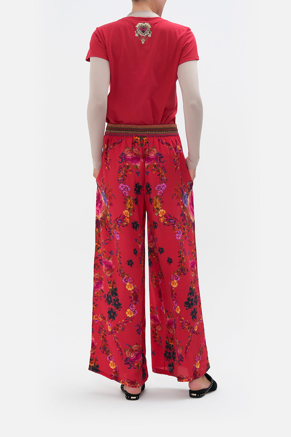 SLIM FIT ROUND NECK T-SHIRT VIEW FROM THE VEIL