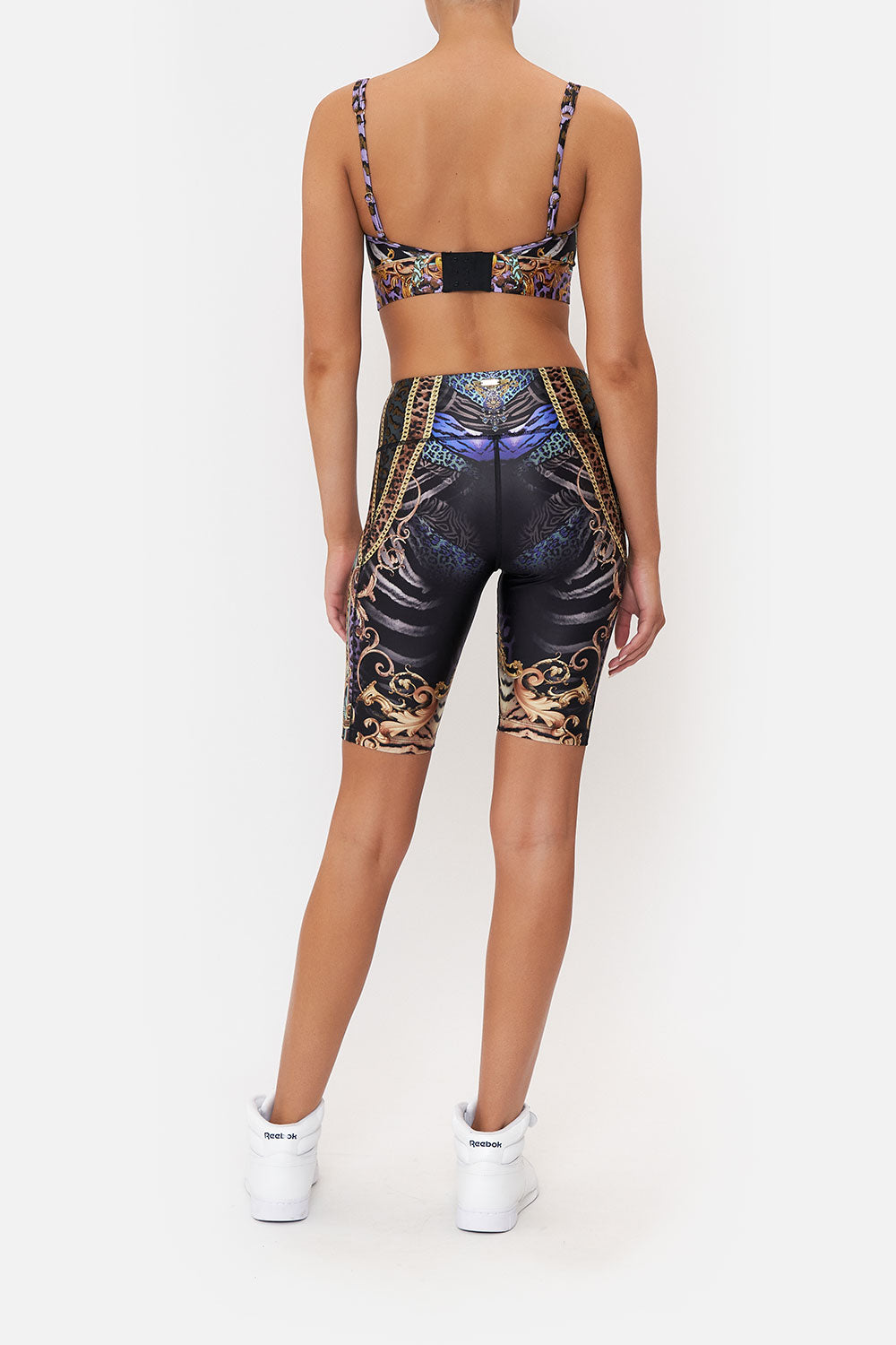 V-NECK ACTIVE CROP SHES GOT GRACE