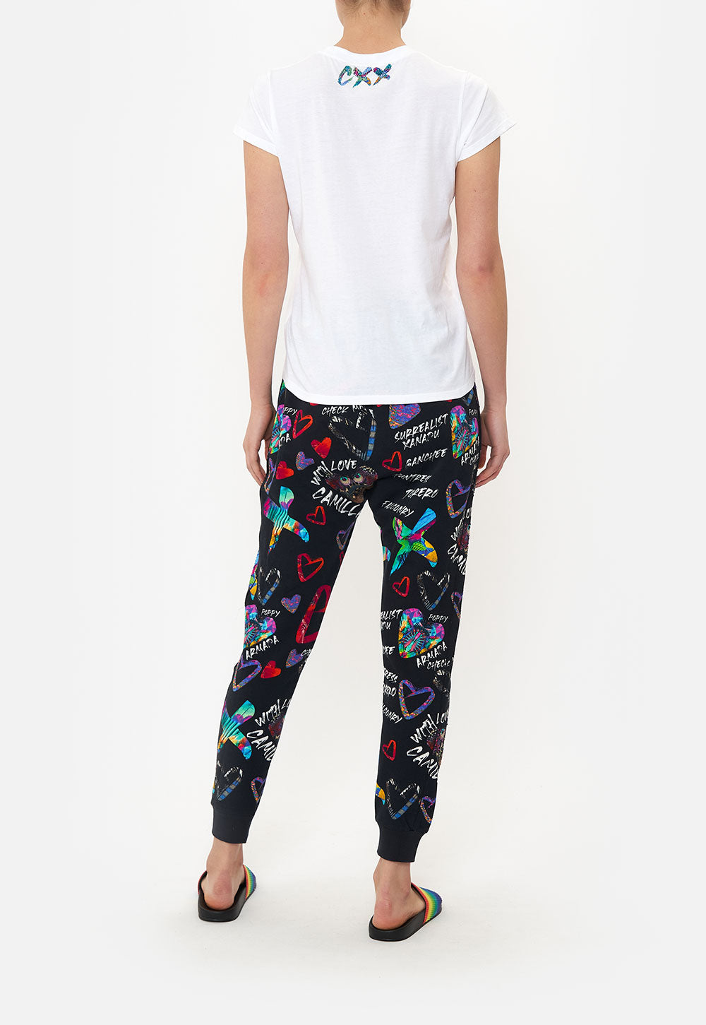 SLIM FIT ROUND NECK T-SHIRT SHES A WRITE OFF