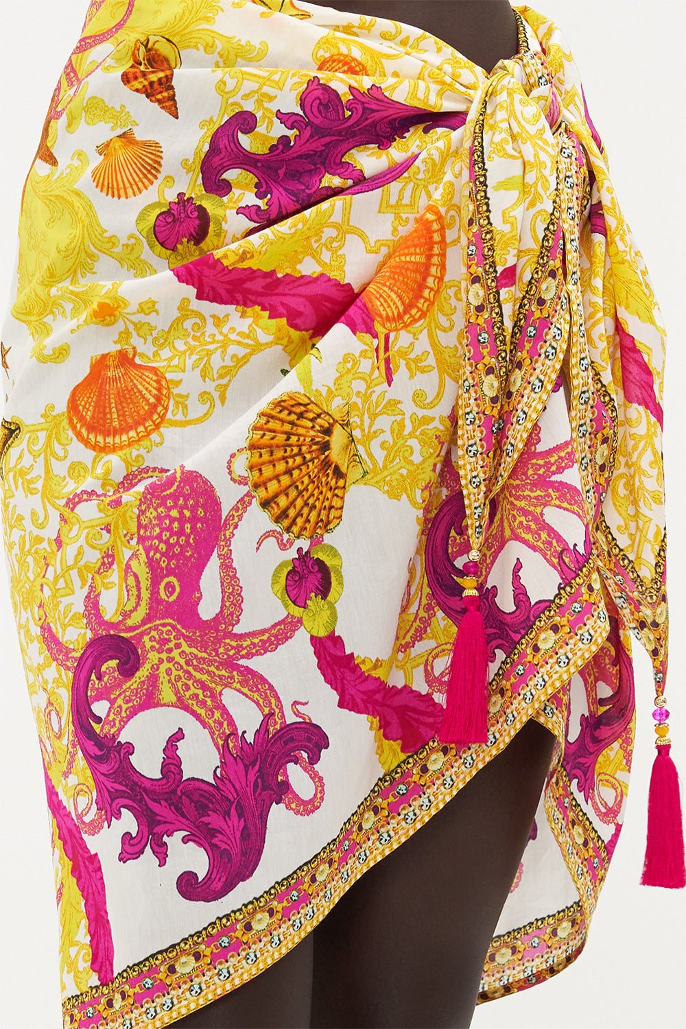 SHORT TASSEL SARONG SQUID SQUAD