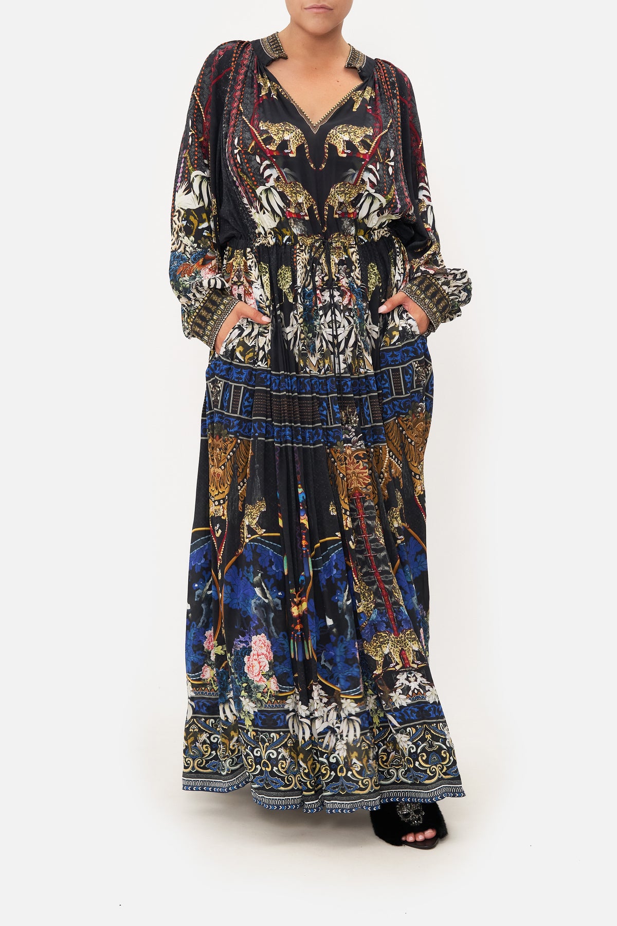 LONG SLEEVE DRESS WITH COLLAR HOLLYWOOD HEIST