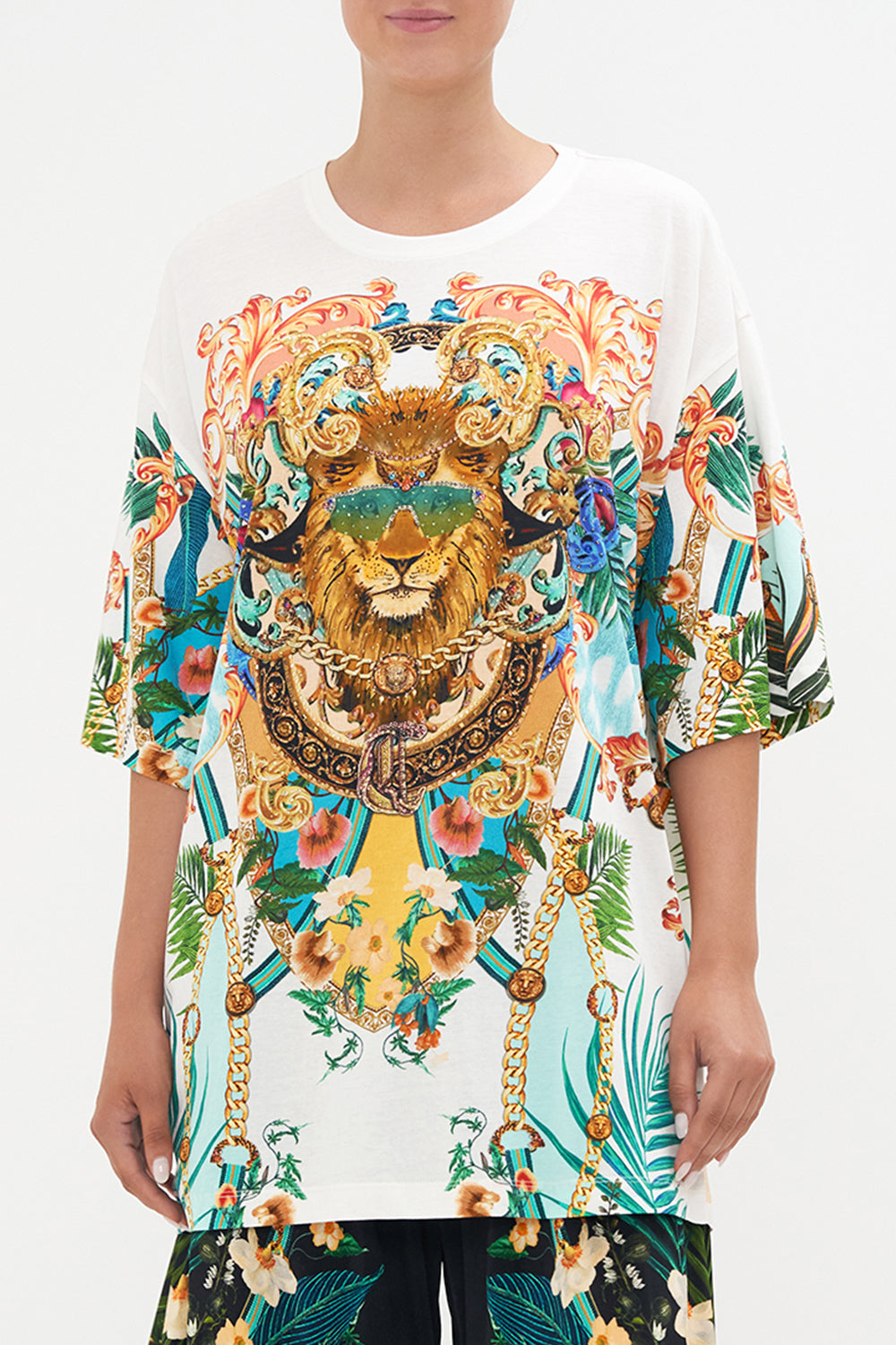 SUPER OVERSIZED TEE ROYALTY LOYALTY