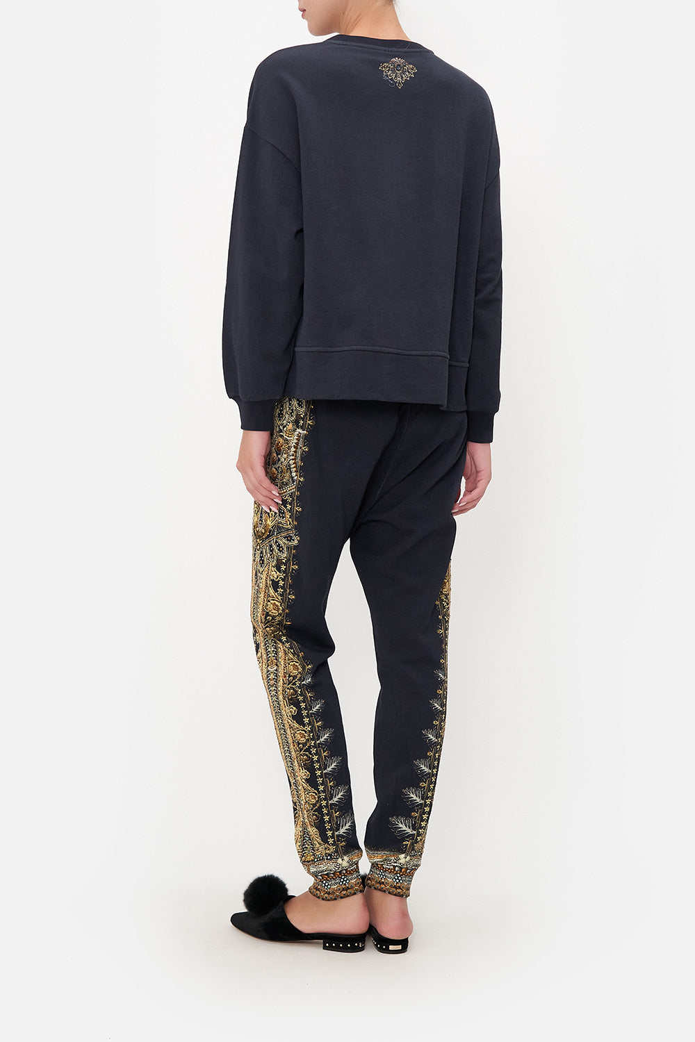 SHORT RELAXED SWEATER ITS ALL OVER TORERO