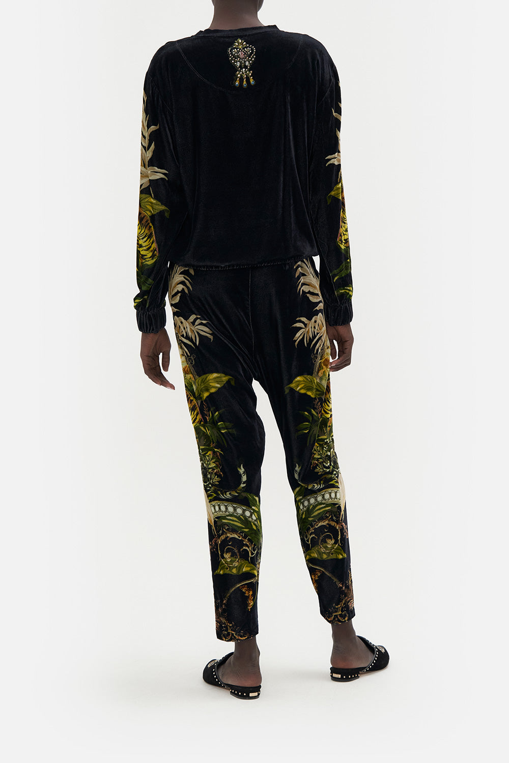 ROUND NECK SWEATER THE QUEENS KING