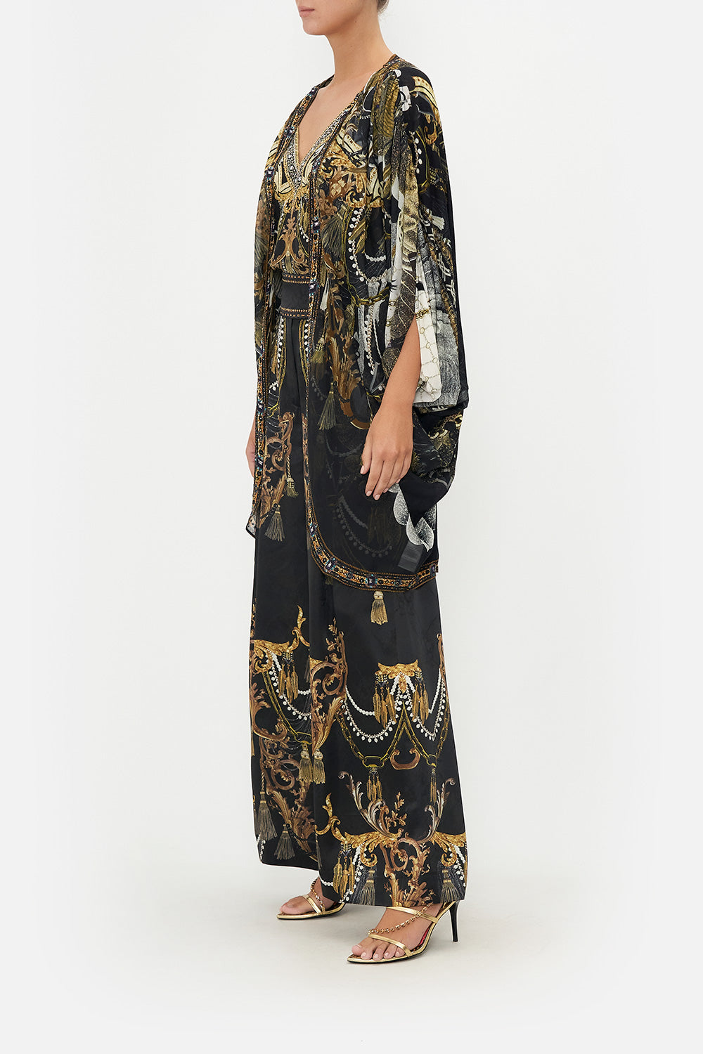 SHORT GATHERED LAYER WITH DRAPED SHOULDER RAVIN RAVEN