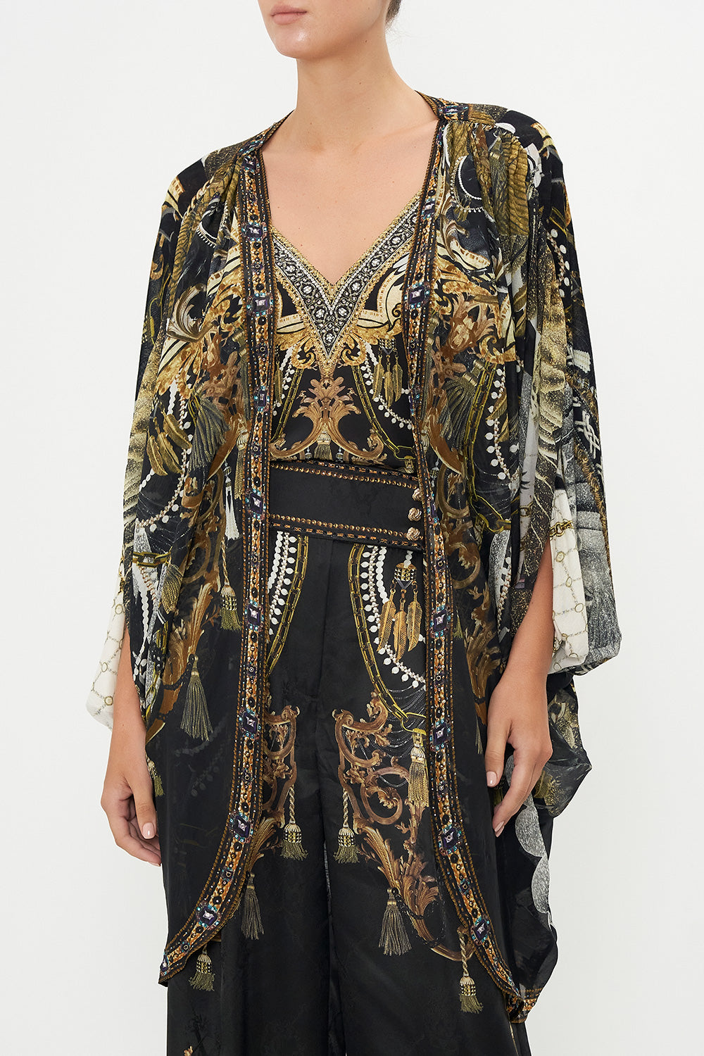 SHORT GATHERED LAYER WITH DRAPED SHOULDER RAVIN RAVEN
