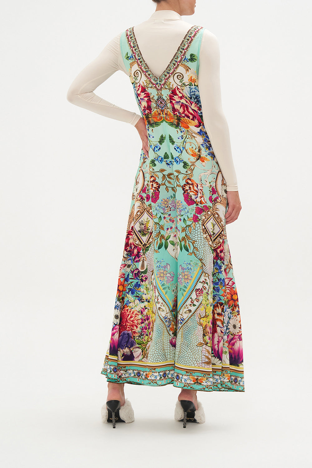 V NECK FLARED JUMPSUIT HONEY HONEY