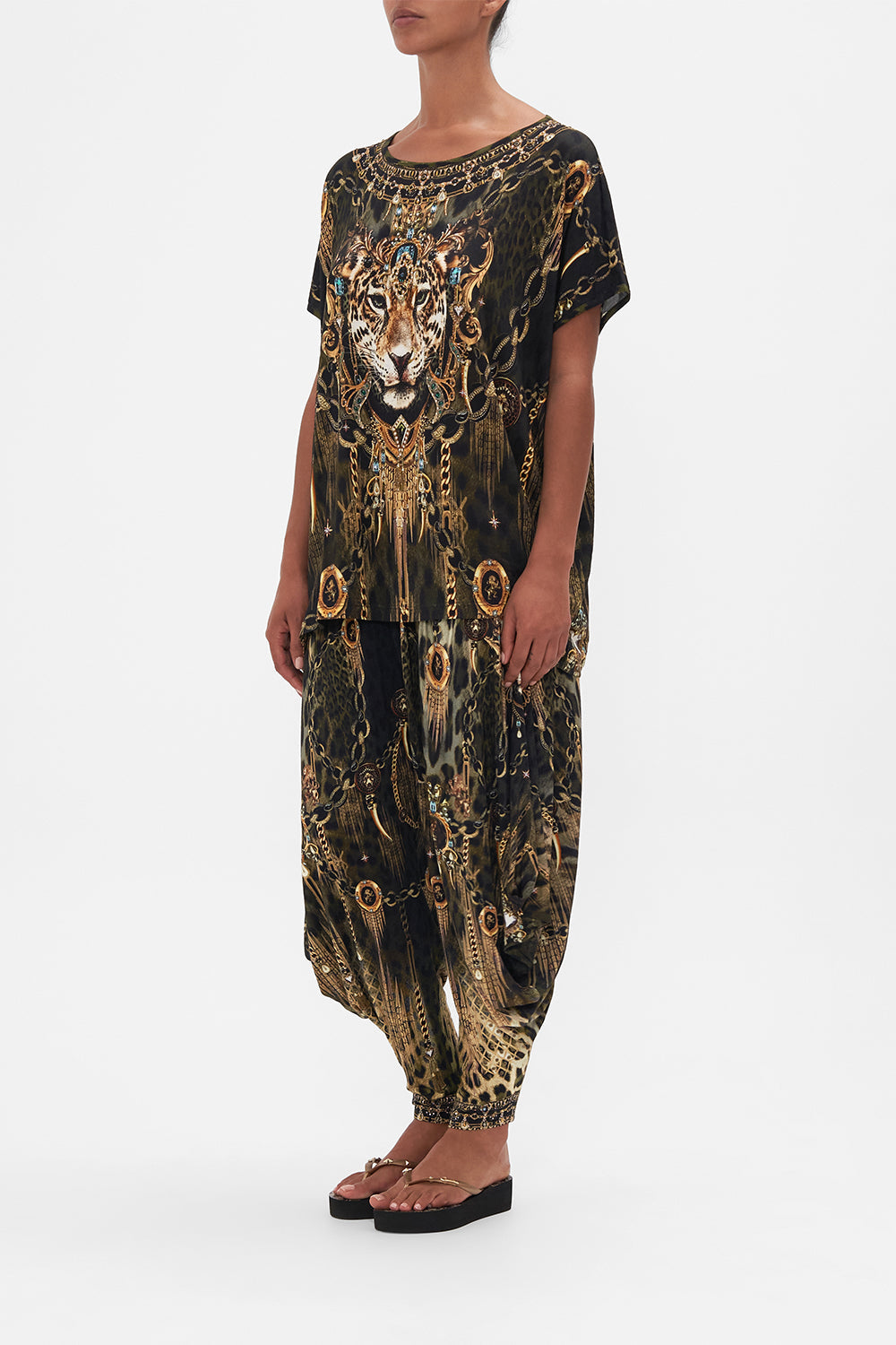 LOOSE FIT ROUND NECK TEE - ALL OVER PRINT LIONS MANE