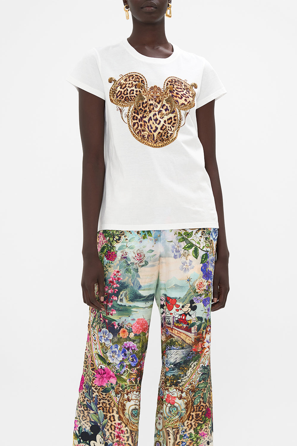 SLIM FIT ROUND NECK T-SHIRT MICKEY TAKES A TRIP