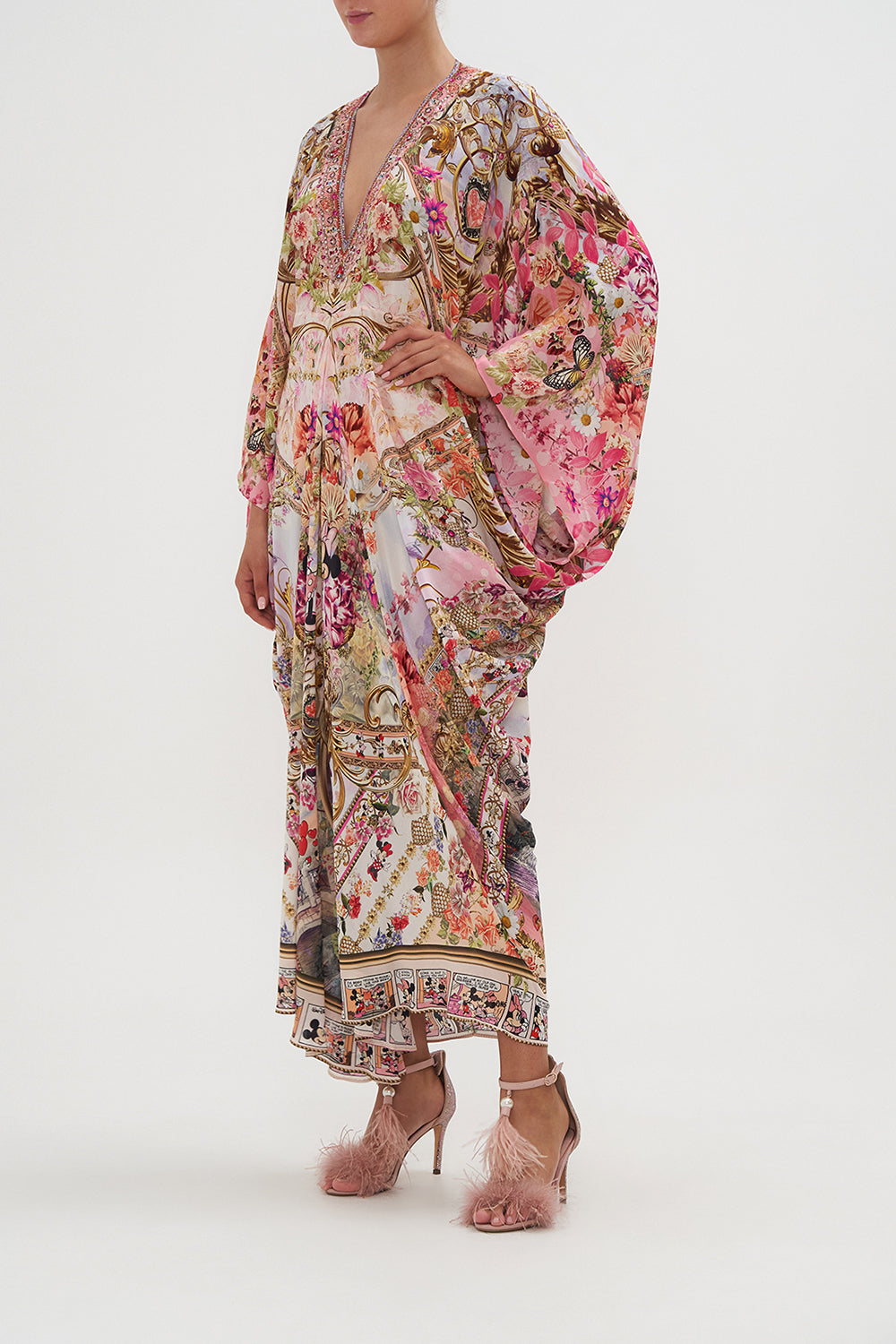 T SHAPE LONG KAFTAN MINNIE MOUSE MAGIC