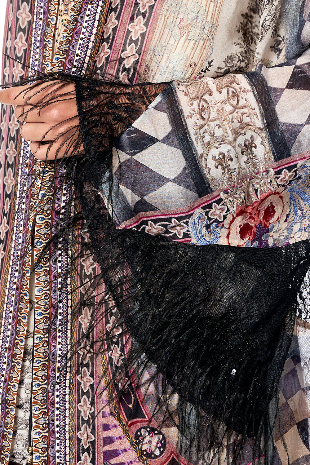 LAYERING ROBE WITH LACE INSERT VIOLET CITY