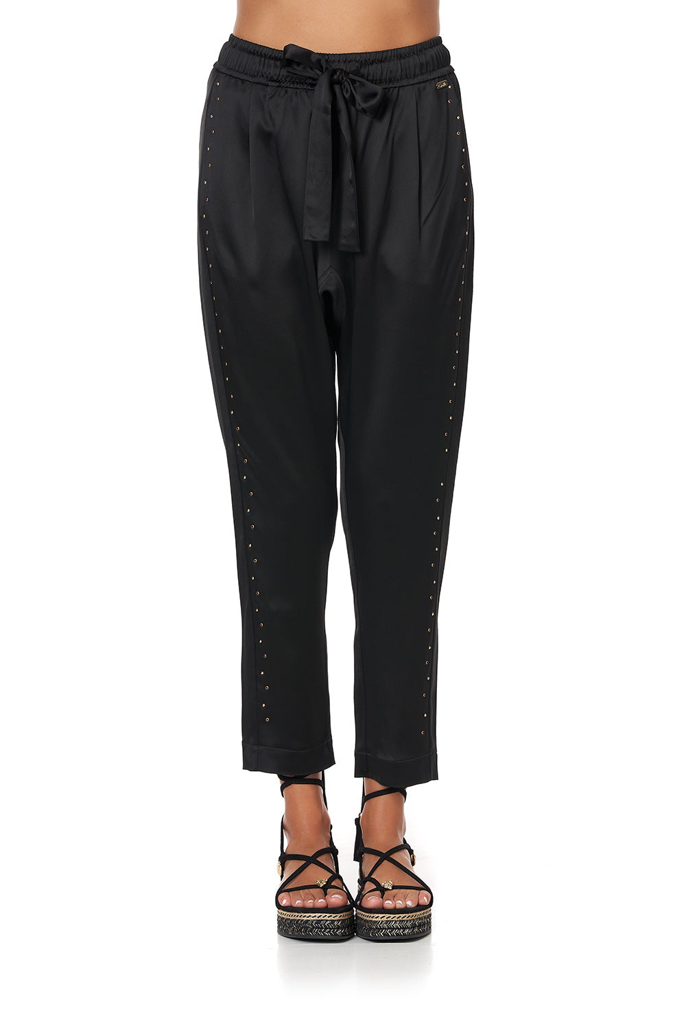 DROP CROTCH SLIM LEG PANT SOLID BLACK