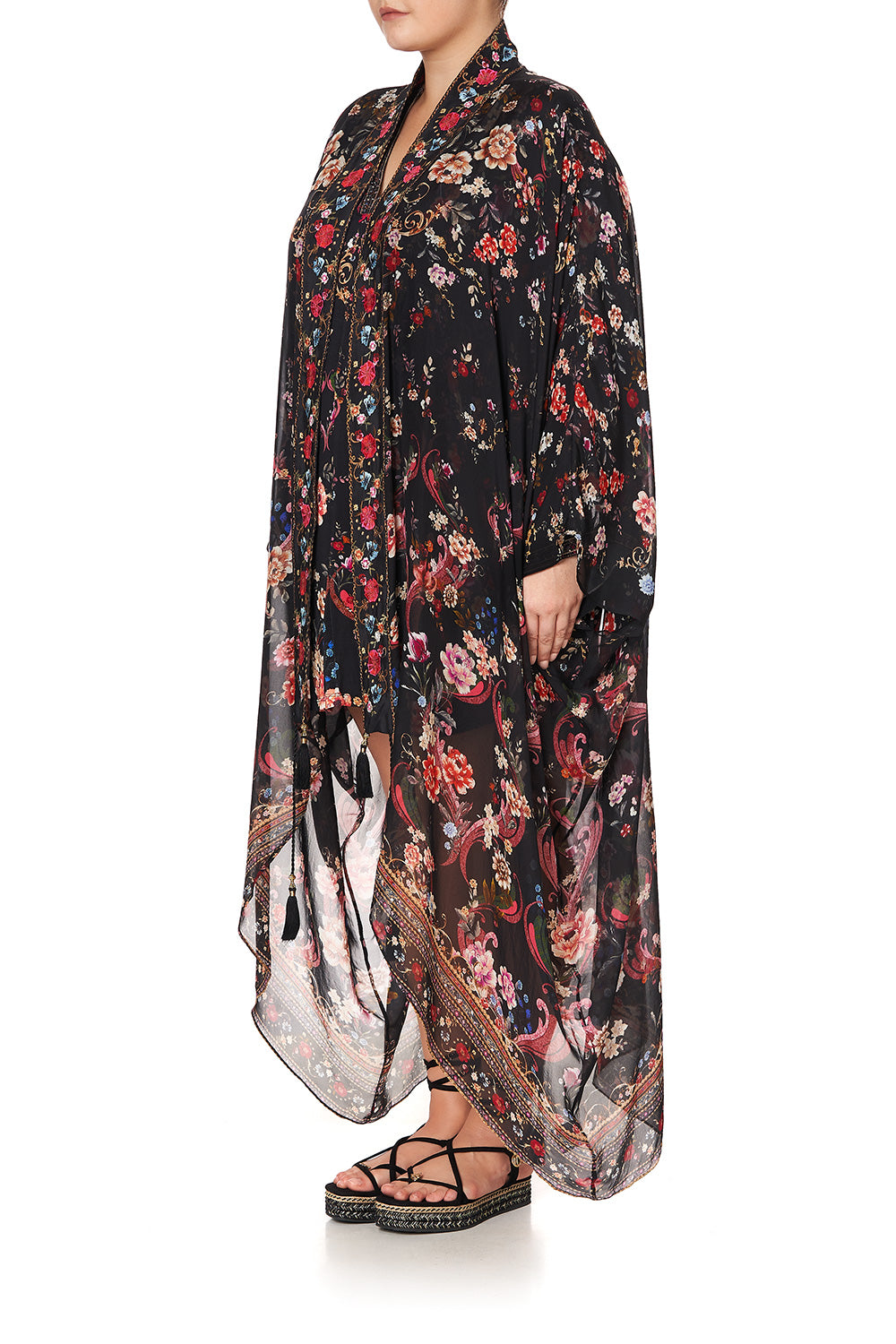 LAYER WITH KIMONO COLLAR A GIRL LIKE YOU