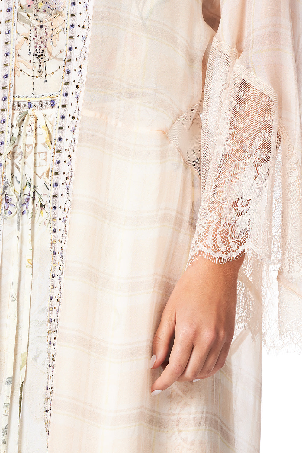 LAYERING ROBE WITH LACE INSERT SOUTHERLY CHANGE