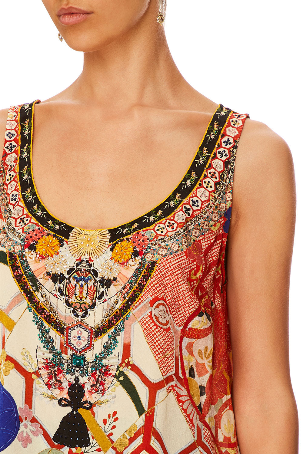 CAMILLA KISSING THE SUN LONG BACK SCOOP NECK TOP