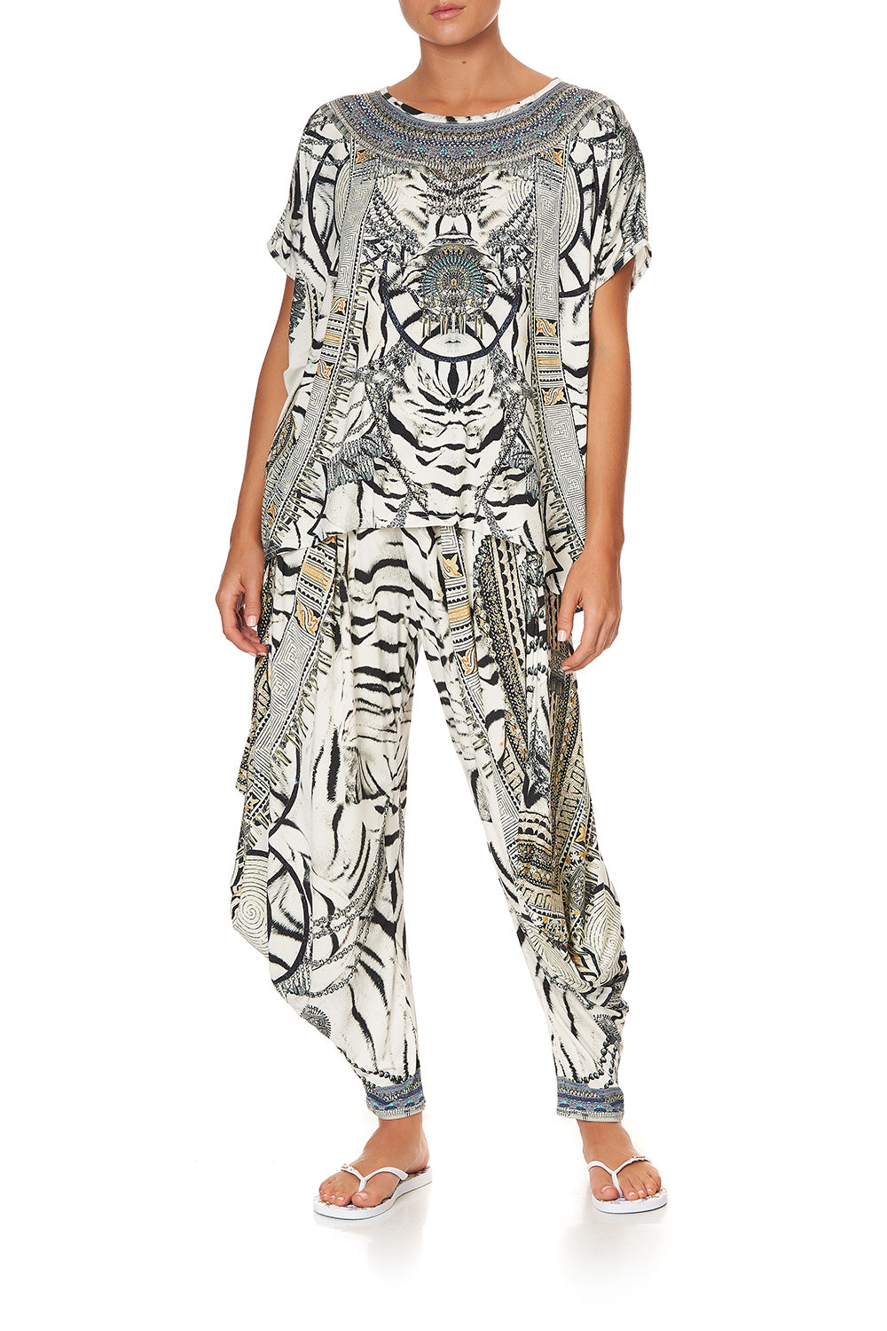 LOOSE FIT ROUND NECK TEE WILD BELLE